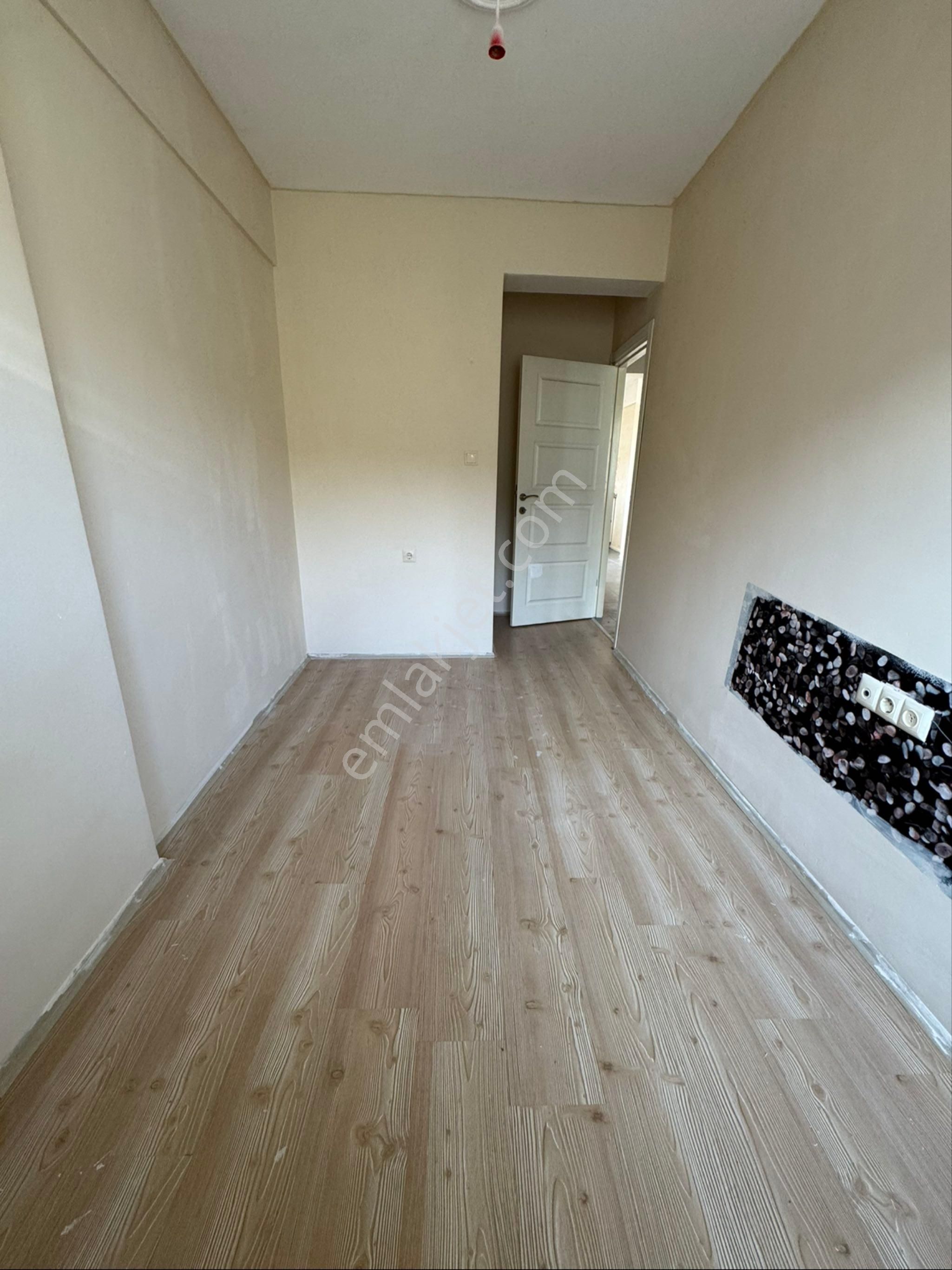 Conker İnşaat Emlak’tan Sütlüce Mahallesi 1+1 Balkonlu Apart - Görsel 22