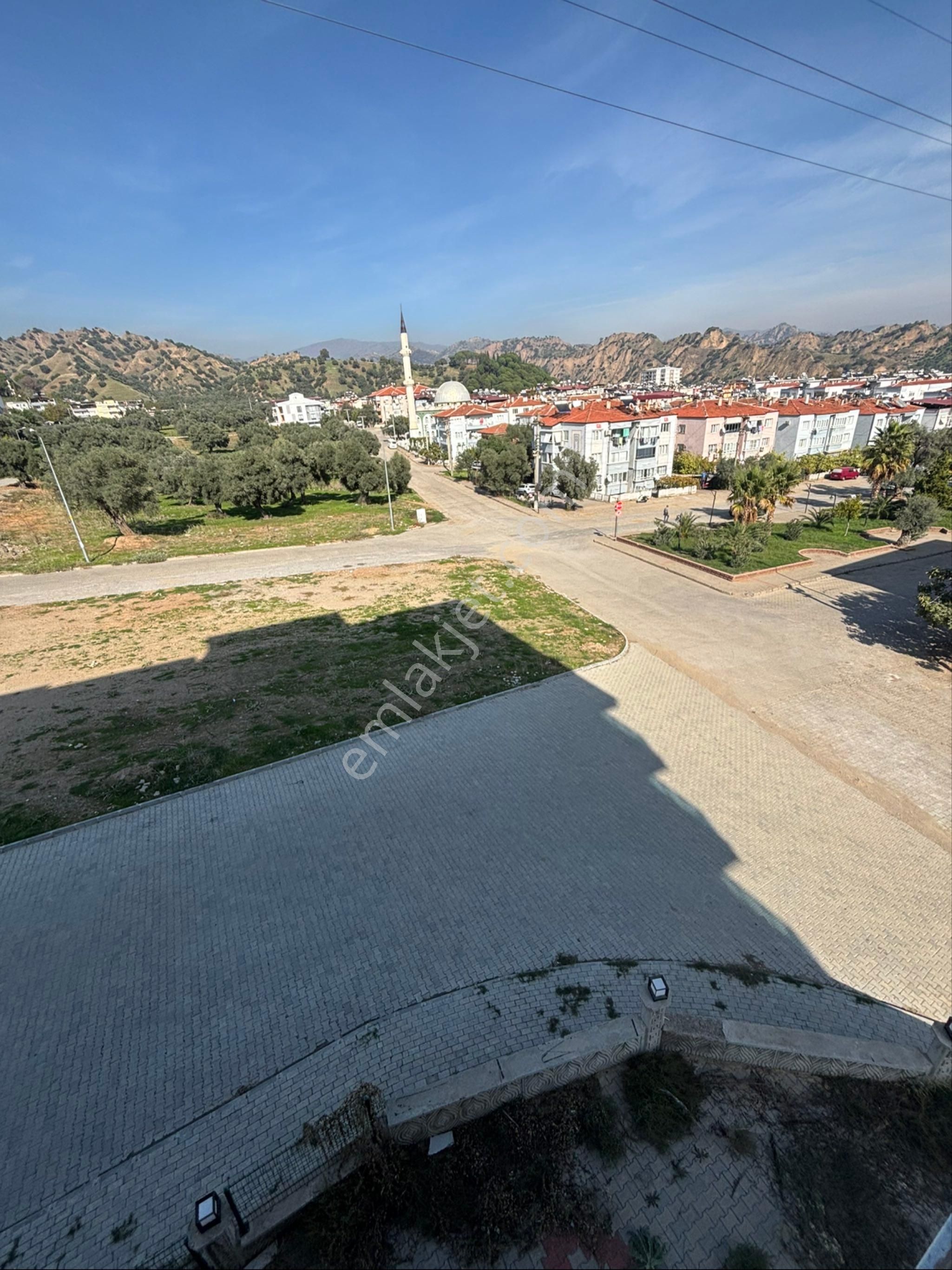 Sezgin Emlak Dan Aydın Nazilli Pınarbaşı Mahallesi Manzaralı 3+1 Satılık Daire - Görsel 3