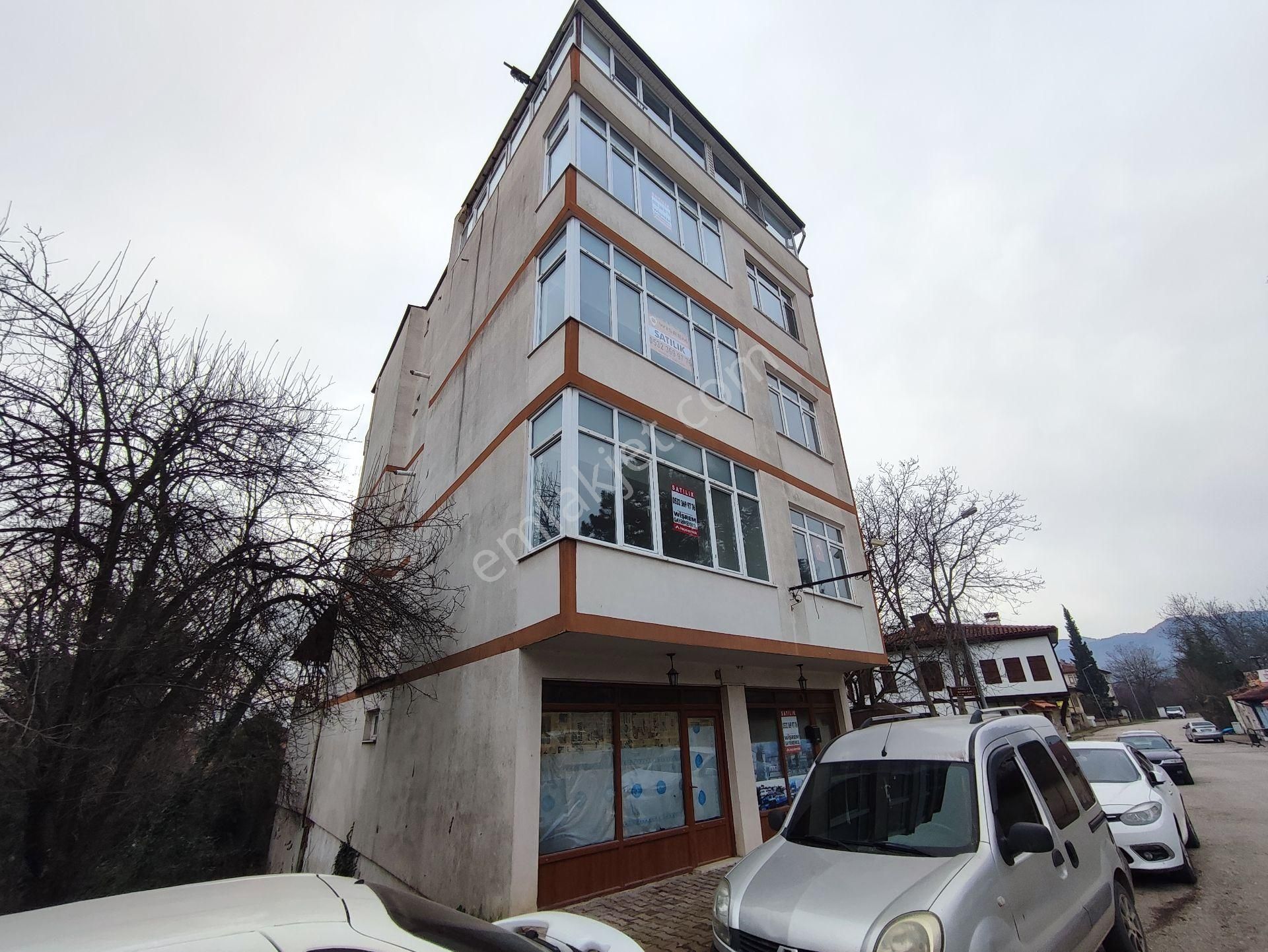 Wisrem Safranboludan Aslanlarda Cadde Üzeri 4 Katlı Müstakil Evv - Görsel 55