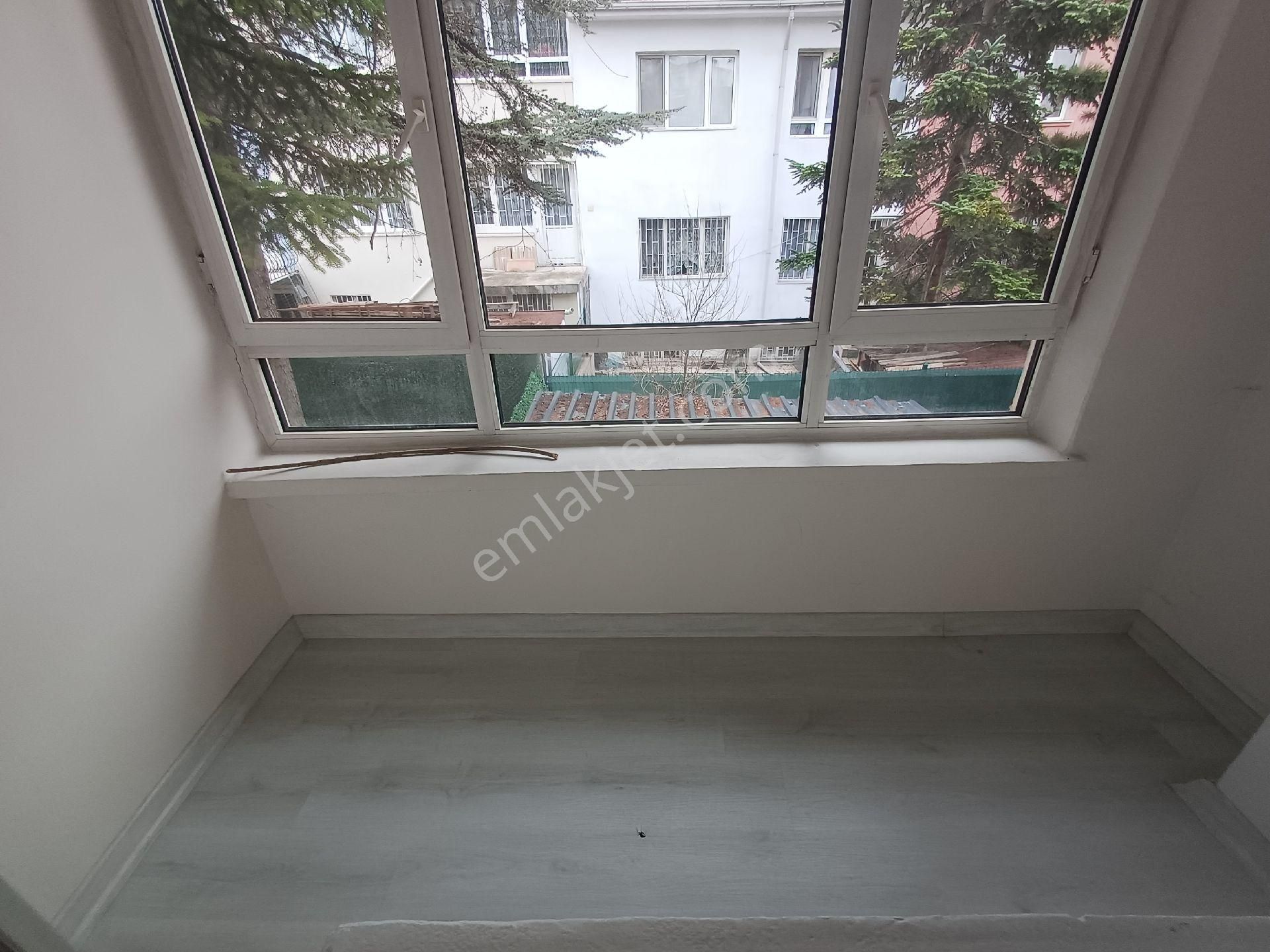 Kalekışladan Cadde Üstü Kiralık 3+1 Triplex - Görsel 20