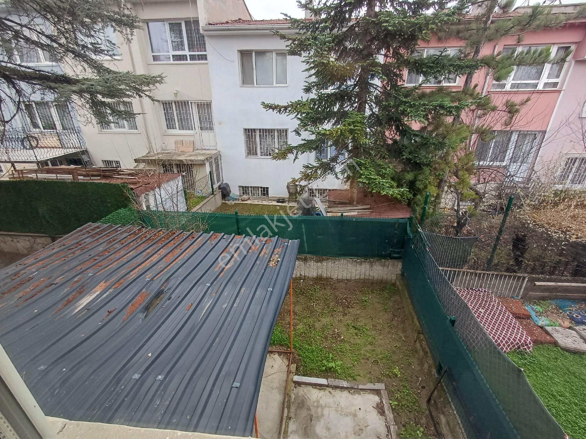 Kalekışladan Cadde Üstü Kiralık 3+1 Triplex - Görsel 23