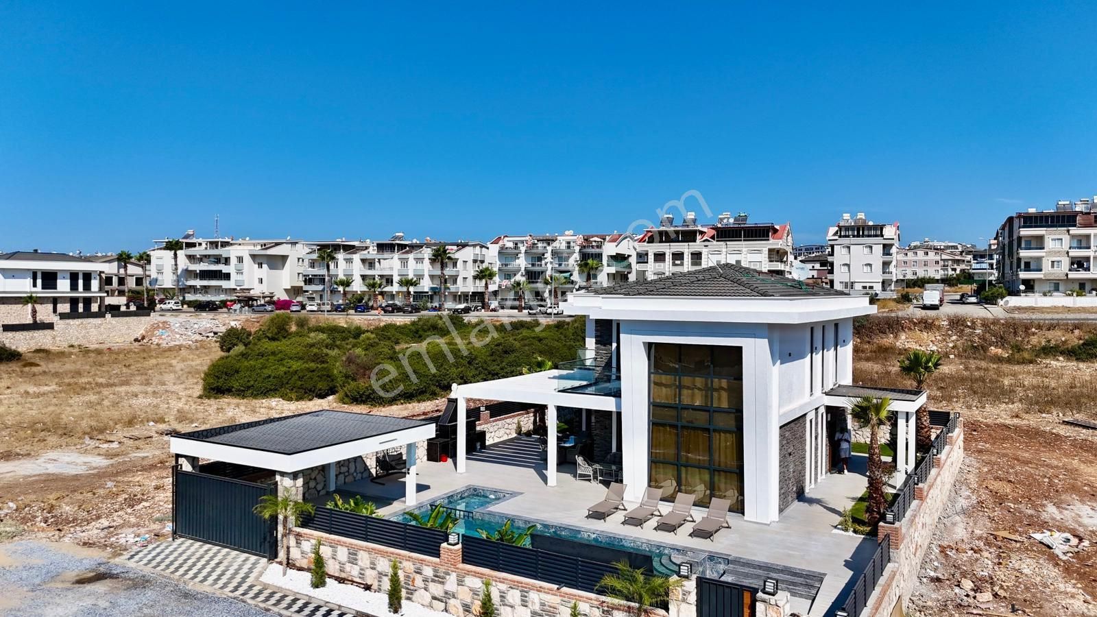 Didim’de Satılık 500 M2 4+1 Lüks Villa - Görsel 9