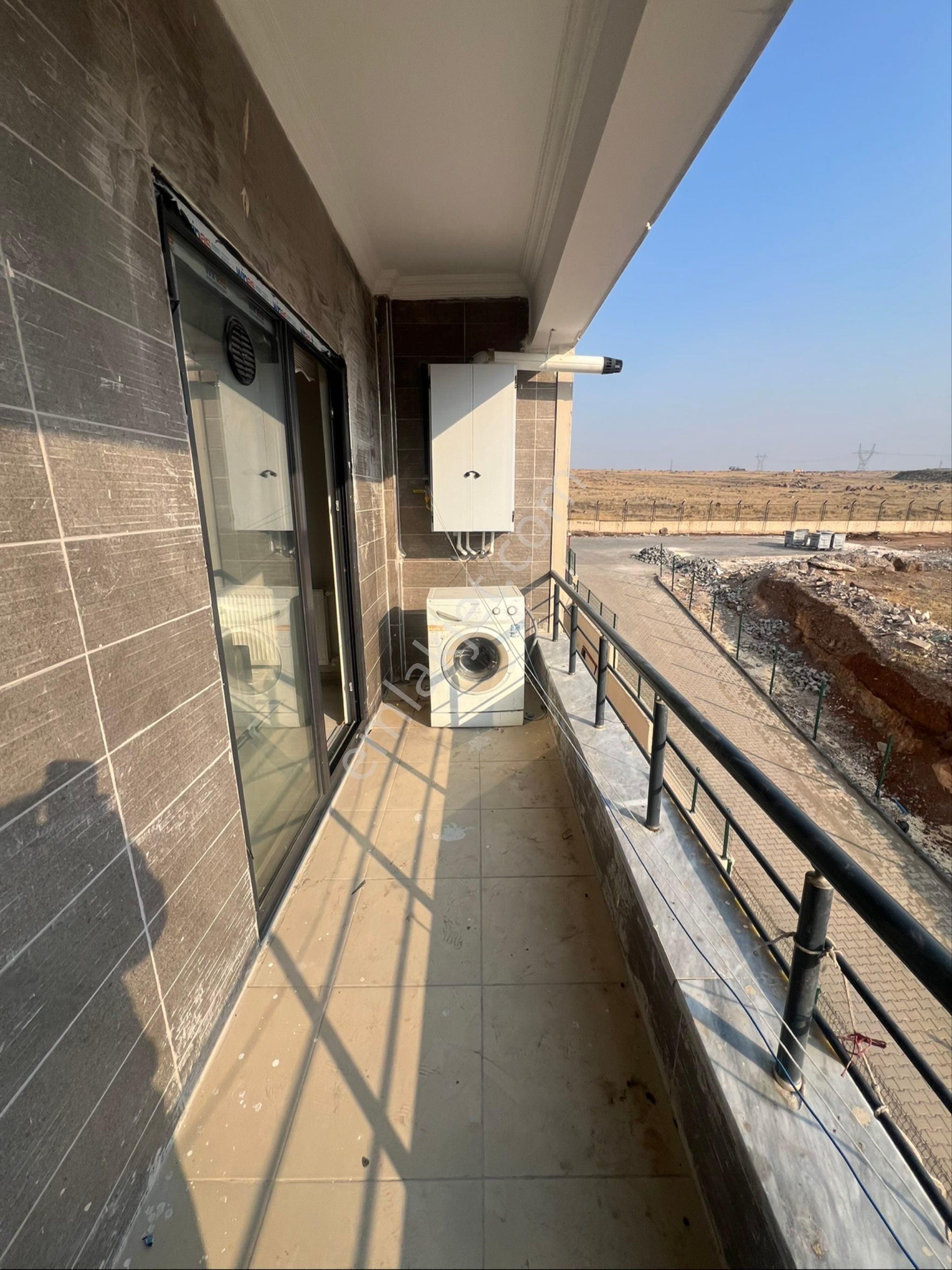 Ovalı Emlaktan Şanlıurfa Karaköprü De Satılık Eşyalı 1+1 - Görsel 14