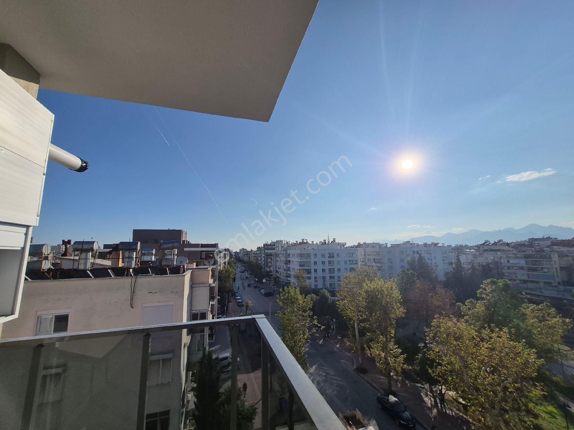 Muhteşem Dublex Sıfır Binada Geniş Ön Cephe - Görsel 11