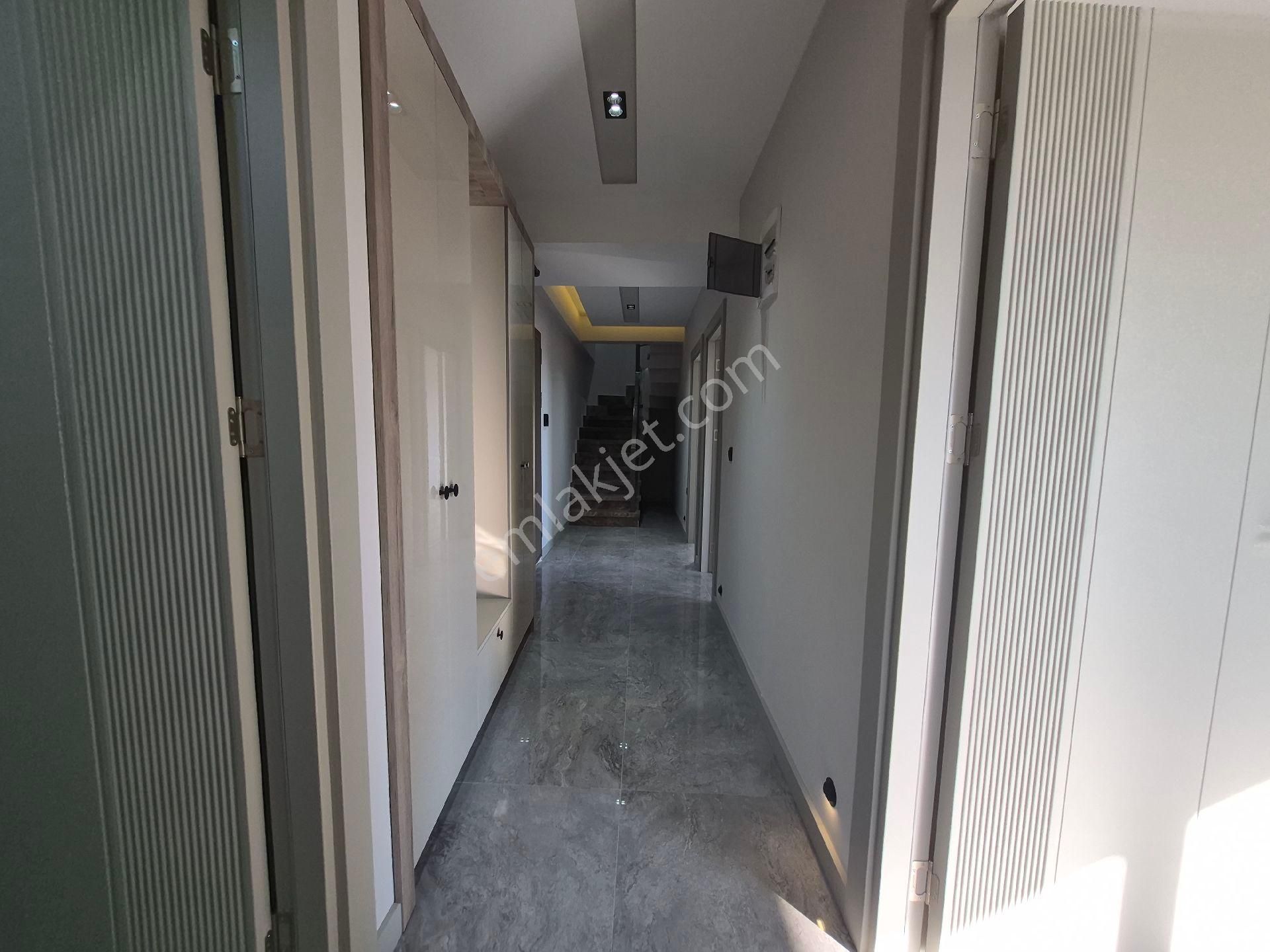 Muhteşem Dublex Sıfır Binada Geniş Ön Cephe - Görsel 20