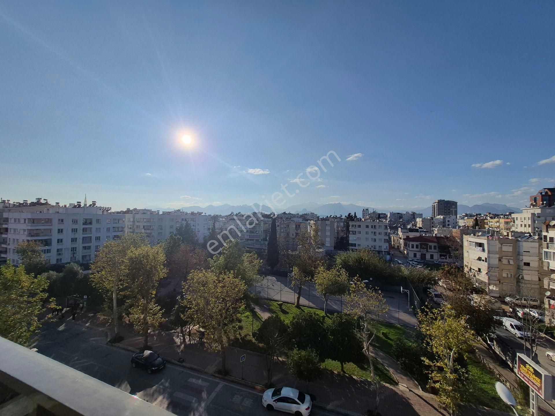 Muhteşem Dublex Sıfır Binada Geniş Ön Cephe - Görsel 12