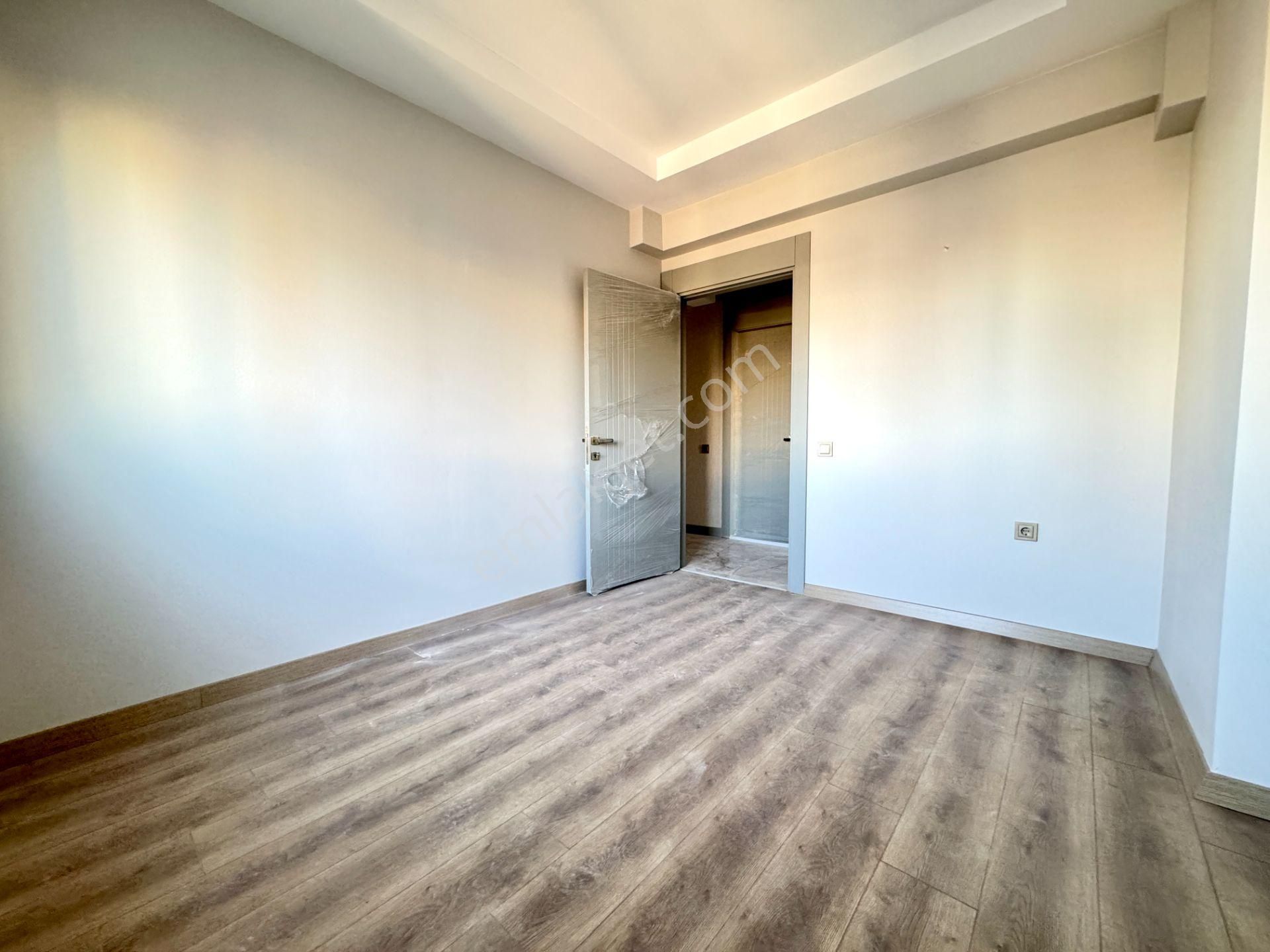 Yenişehir 34. Caddeye Yakın Sıfır Satılık 4+1 Daire - Görsel 21