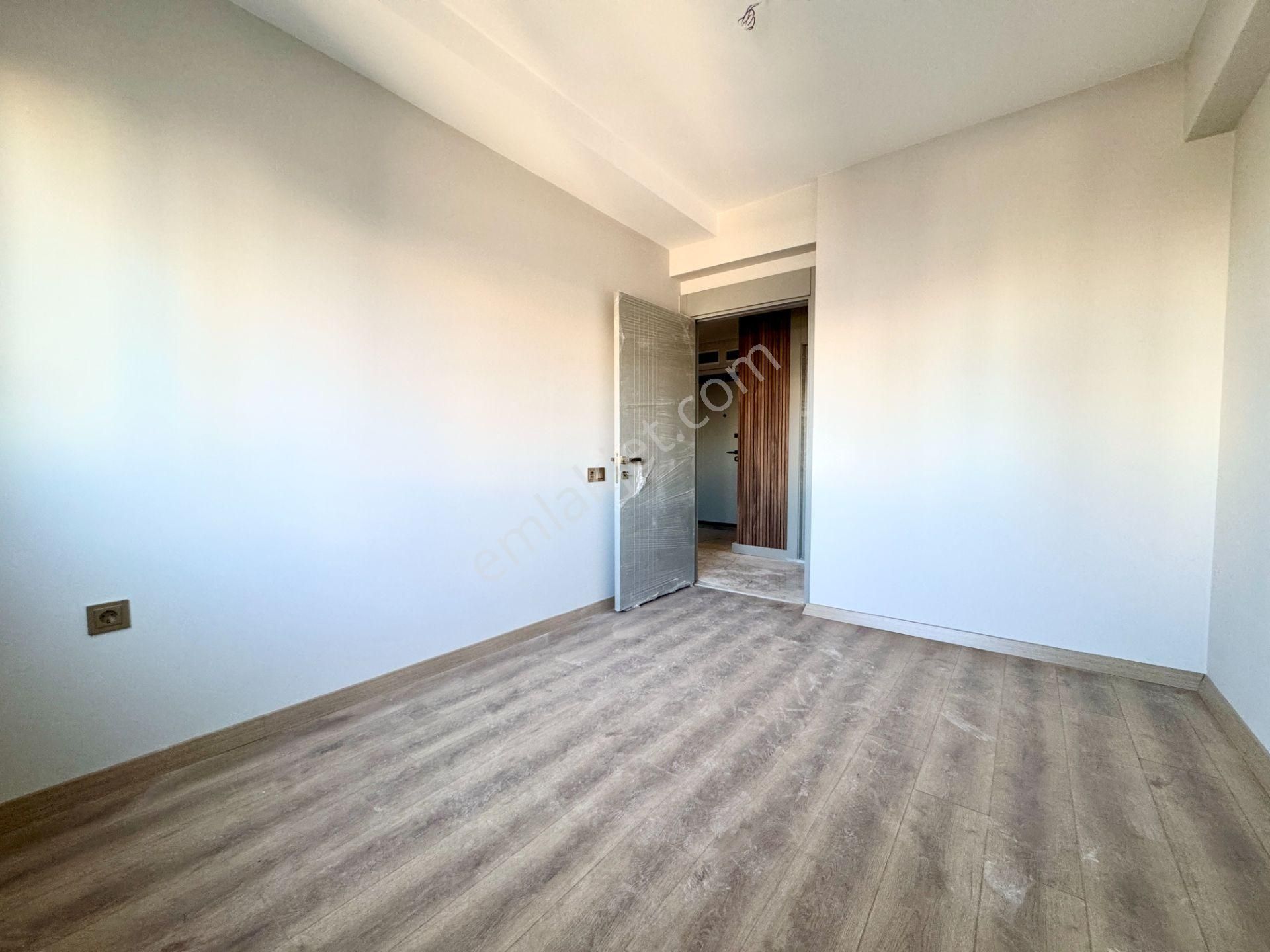 Yenişehir 34. Caddeye Yakın Sıfır Satılık 4+1 Daire - Görsel 17