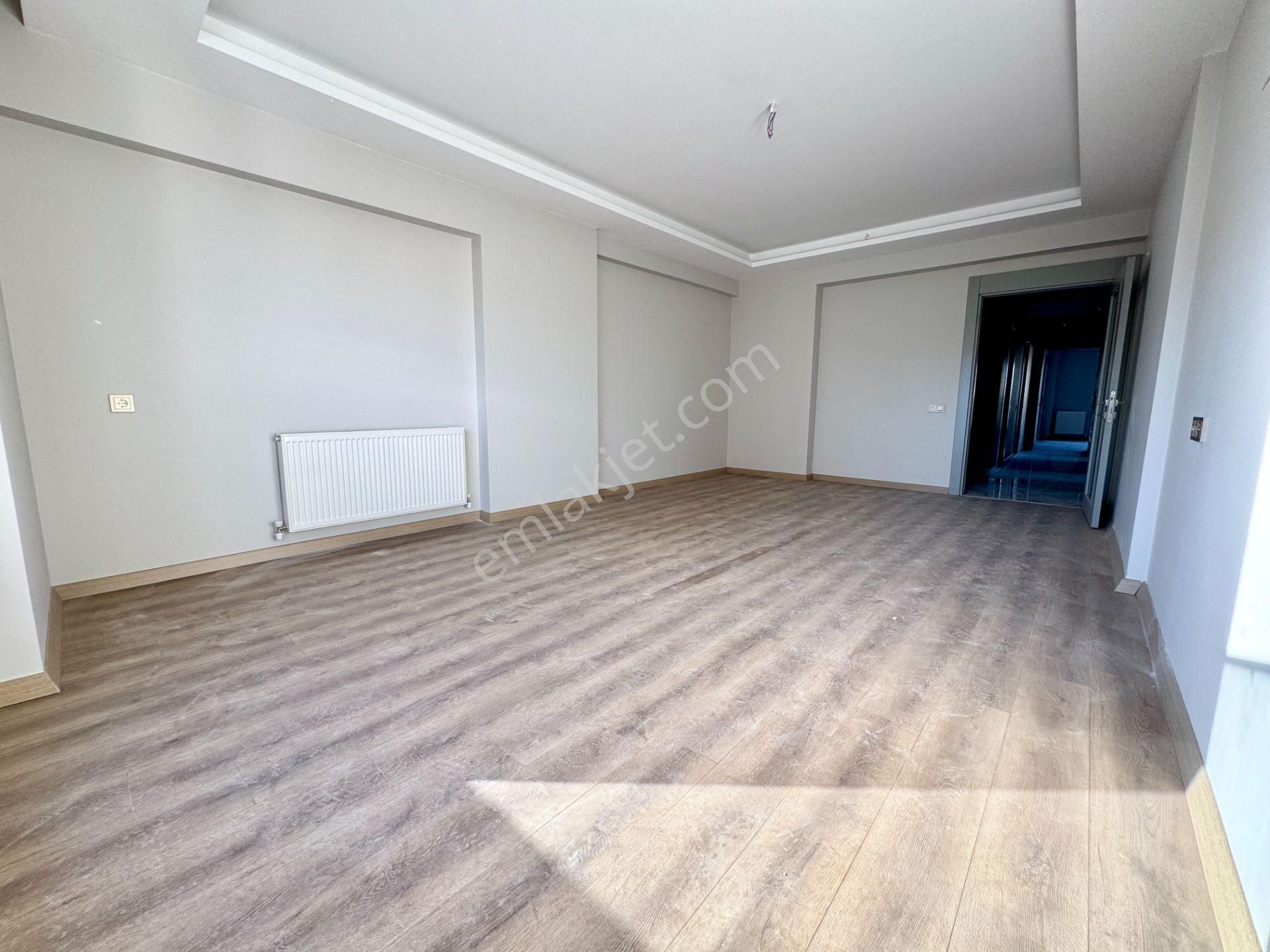 Yenişehir 34. Caddeye Yakın Sıfır Satılık 4+1 Daire - Görsel 2