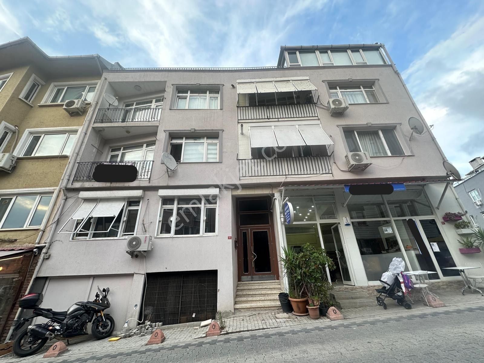 Üsküdar Beylerbeyi Merkez 'de Geniş 2+1 Satılık Daire - Görsel 23