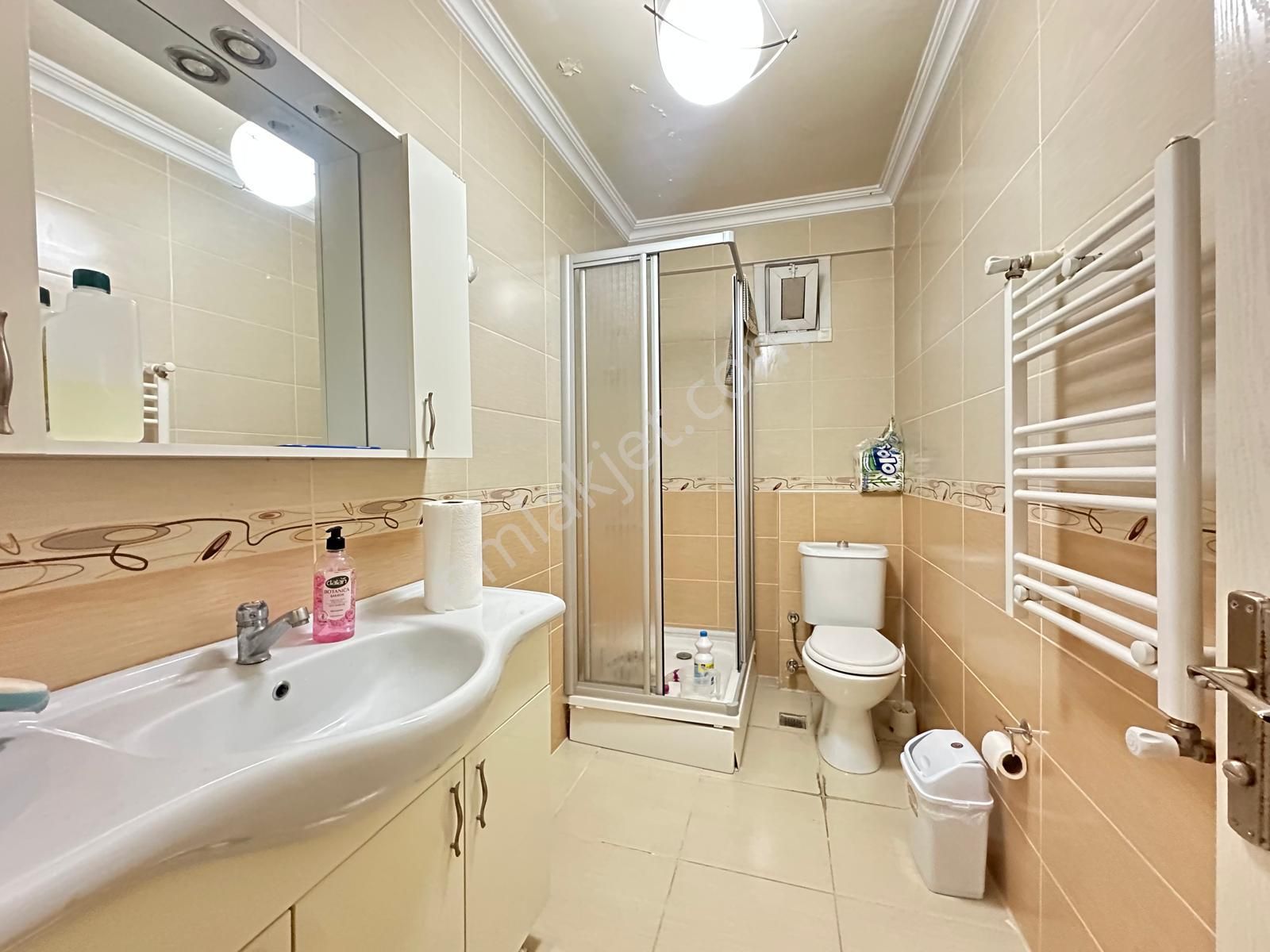 Üsküdar Beylerbeyi Merkez 'de Geniş 2+1 Satılık Daire - Görsel 11