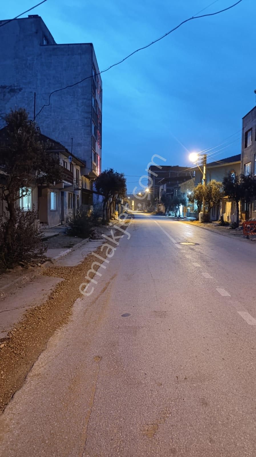 İnceoğlundan Orta Mahalle'de Satılık Avlulu Ahşap Müstakil Ev - Görsel 3