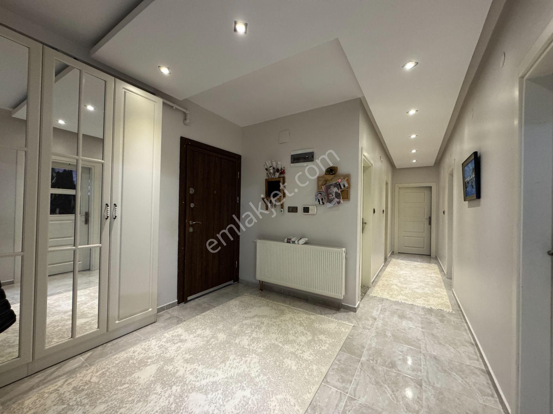 Trabzon Pelitli Mahallesi Deniz Manzaralı Satılık 3+1 Konut - Görsel 8