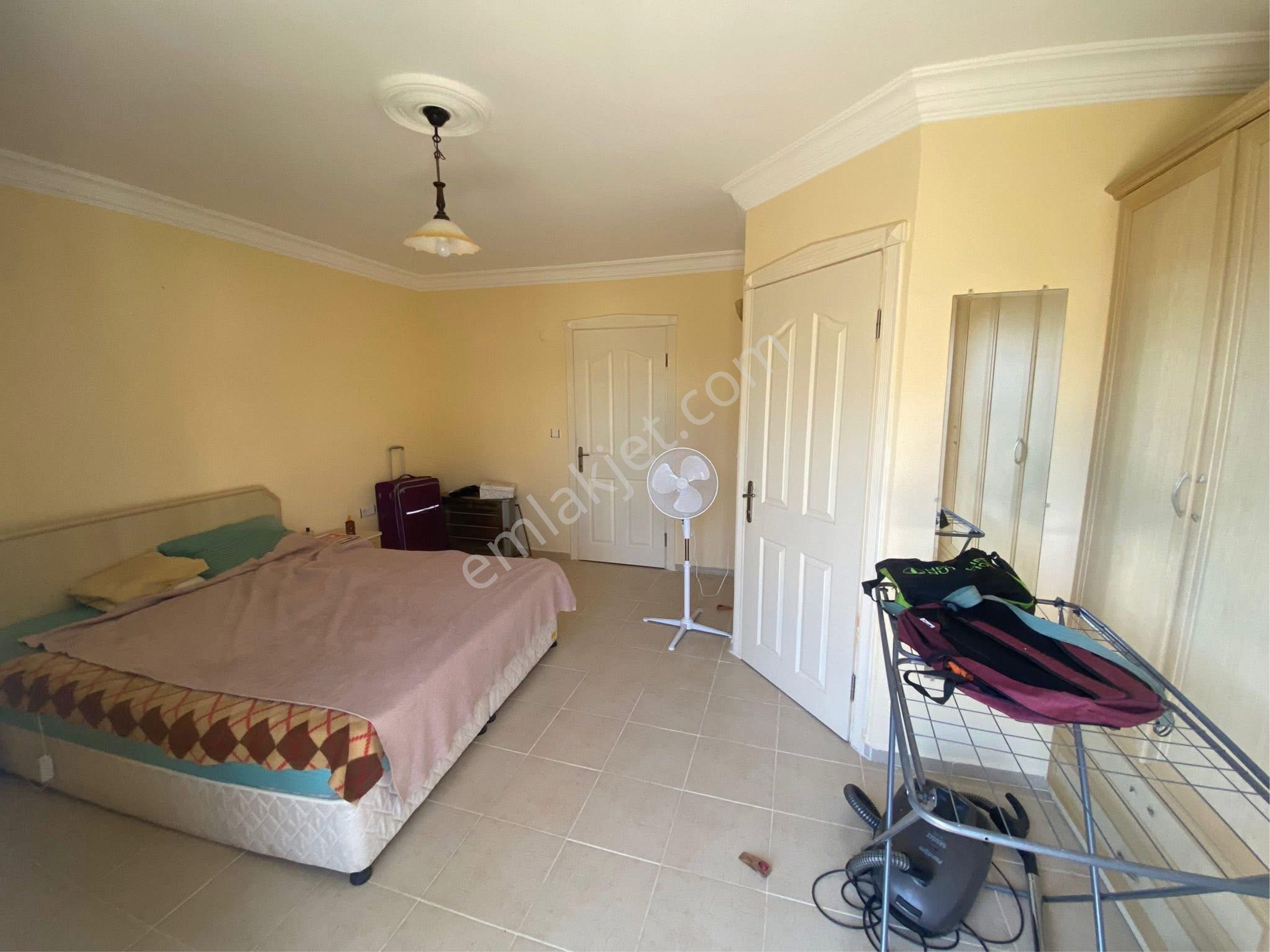 Denize Ve Avm Ye Yürüme Mesafesinde Havuzlu Sitede Yazlık - Görsel 11