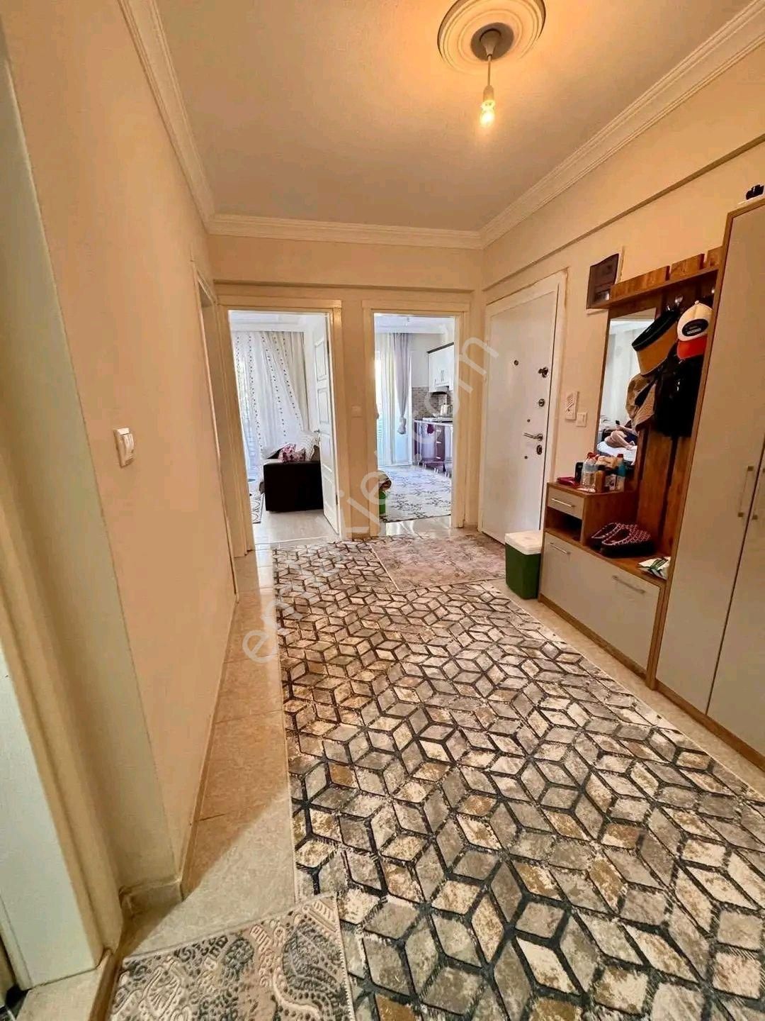 Didim Merkezde Acil Satılık Katta Tek 3+1.daire - Görsel 3