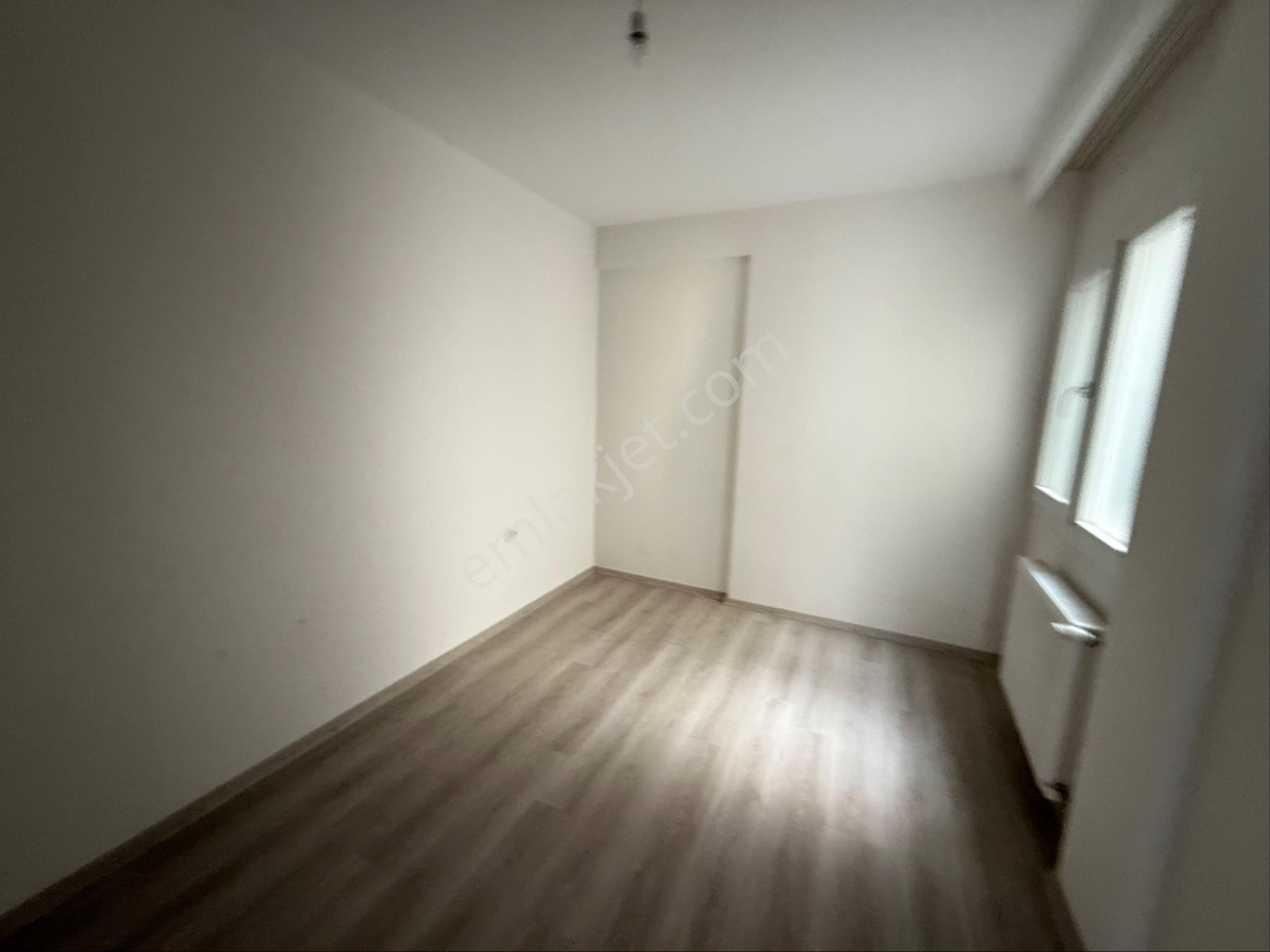 Şehir Merkezinde 3+1 Doğalgazlı Arakat Daire - Görsel 24