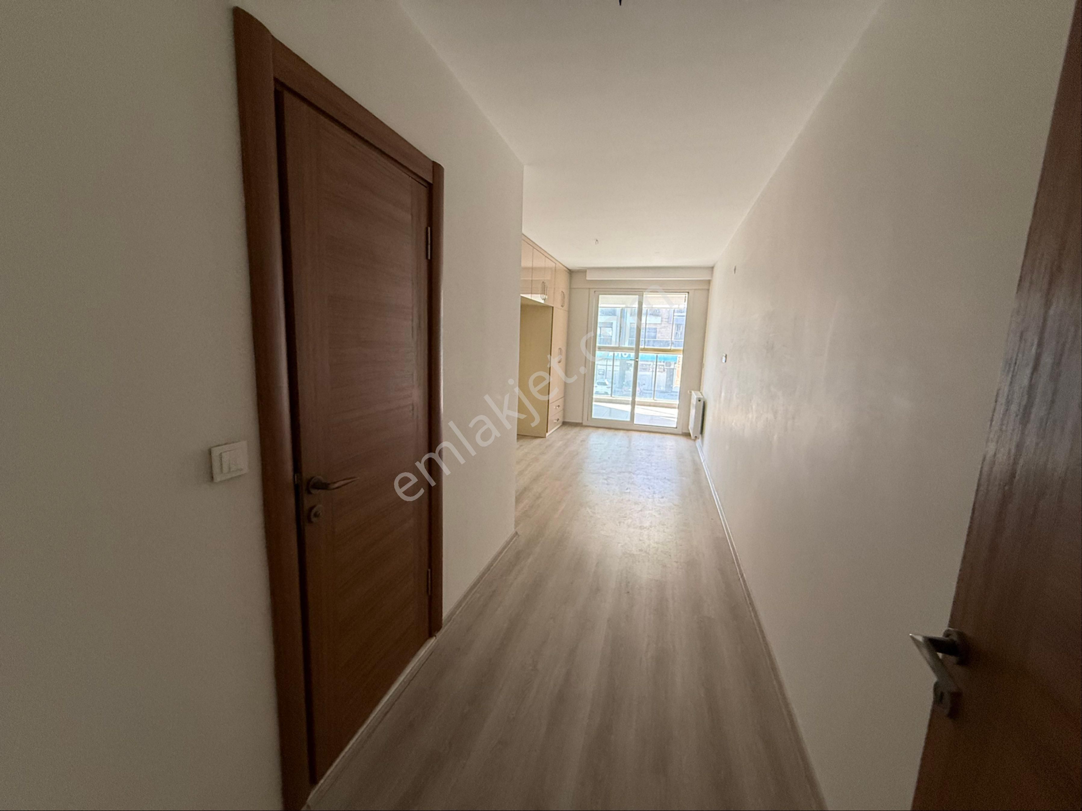 Şehir Merkezinde 3+1 Doğalgazlı Arakat Daire - Görsel 17