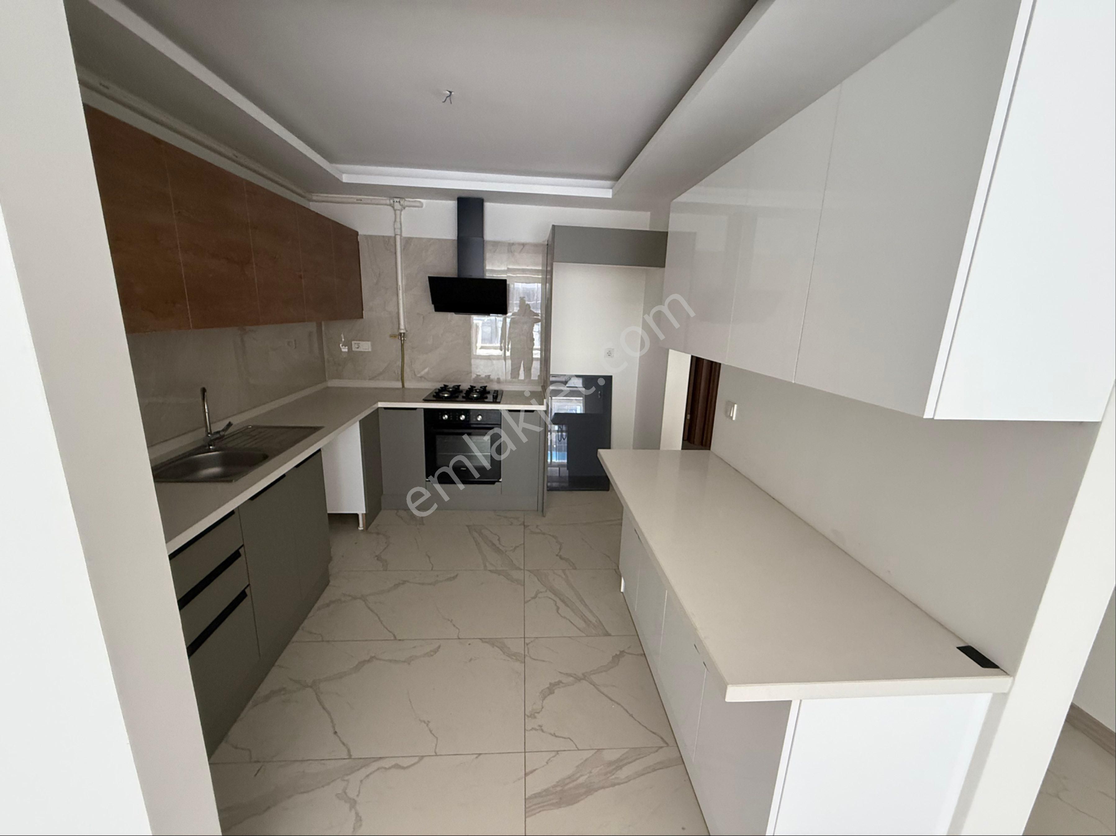 Şehir Merkezinde 3+1 Doğalgazlı Arakat Daire - Görsel 8