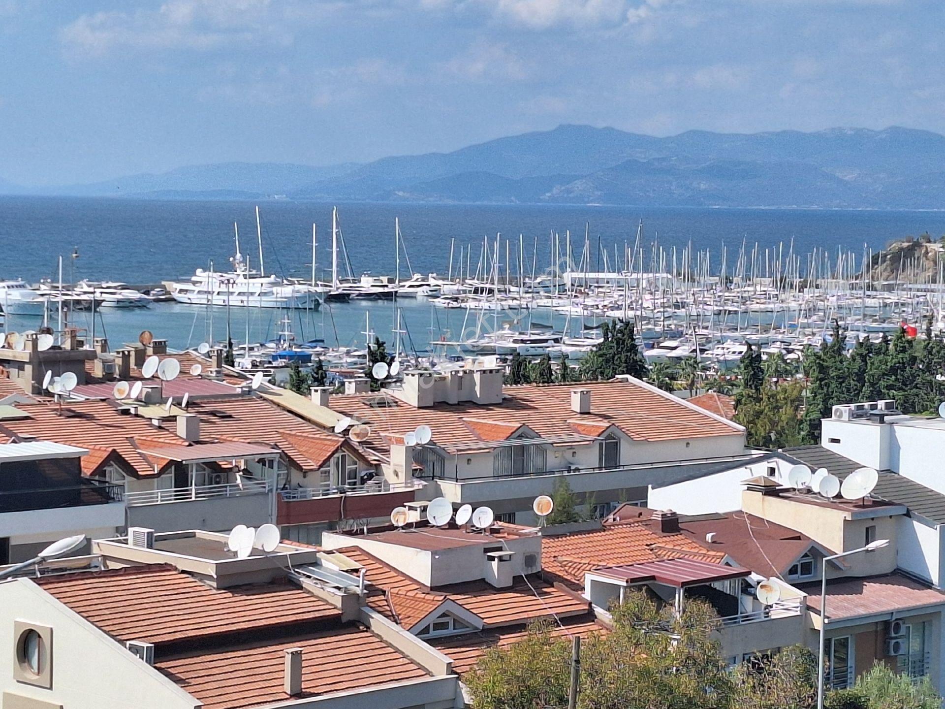Full Yat Liman Manzaralı Kuşadası Marina Sahile 200metre 2+1 Eşyalı Daire - Görsel 2
