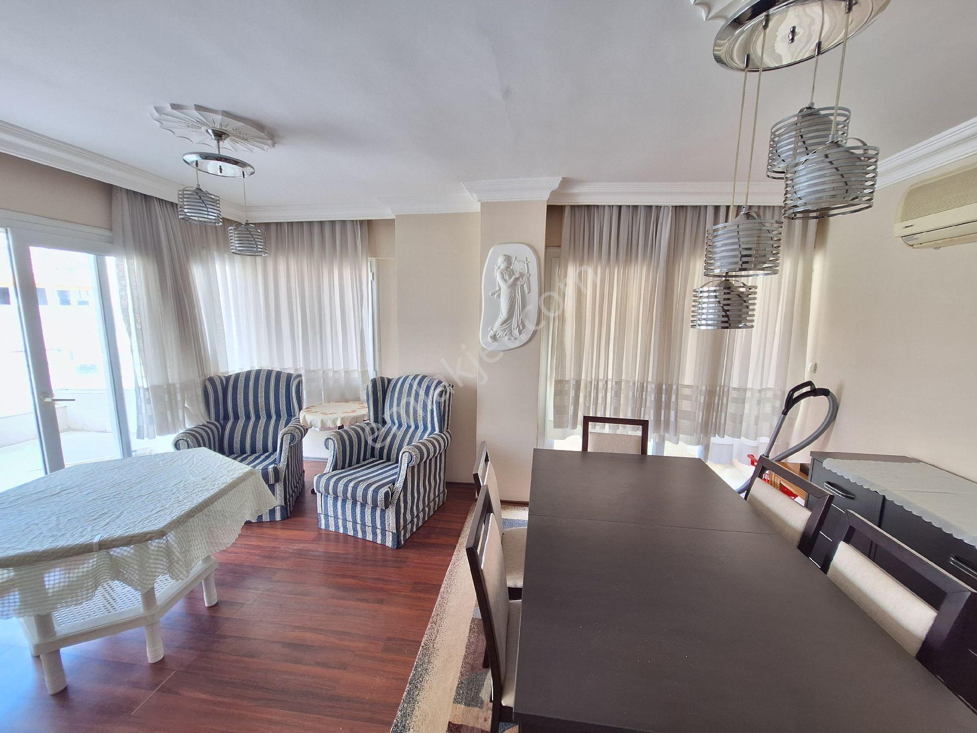 Full Yat Liman Manzaralı Kuşadası Marina Sahile 200metre 2+1 Eşyalı Daire - Görsel 22