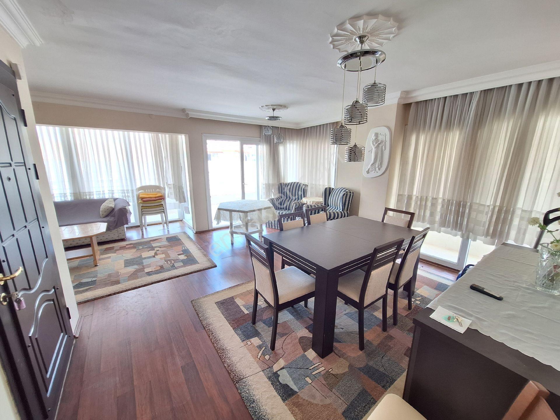 Full Yat Liman Manzaralı Kuşadası Marina Sahile 200metre 2+1 Eşyalı Daire - Görsel 20