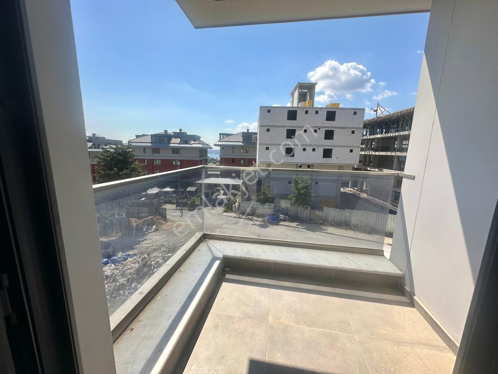 Çengelköy Güzeltepe 'de Sıfır Lüks Geniş 3+1 Kiralık Daire - Görsel 10
