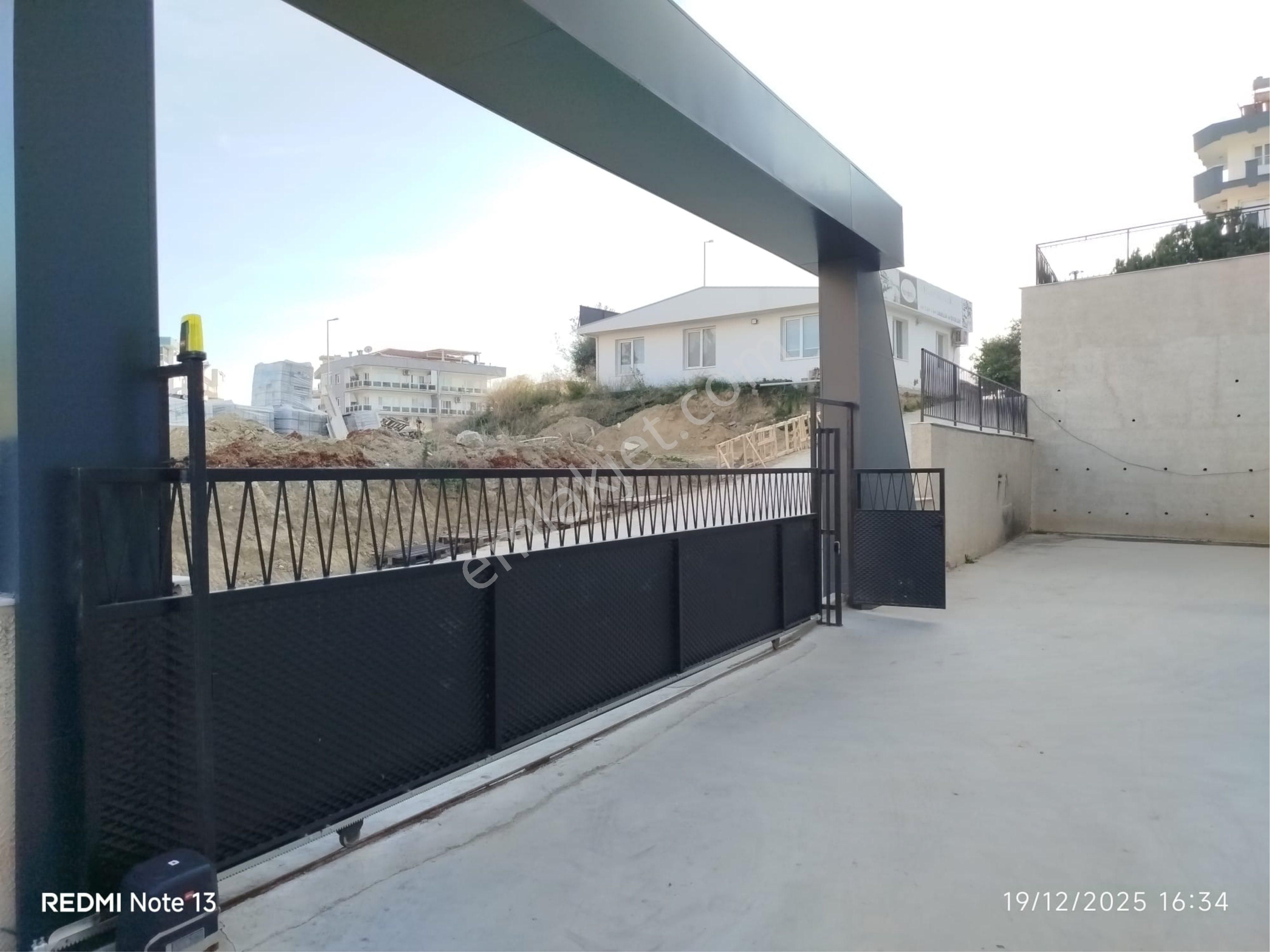 Şehir Merkezinde 2+1 Arakat Daire Kapalı Otoparklı - Görsel 17