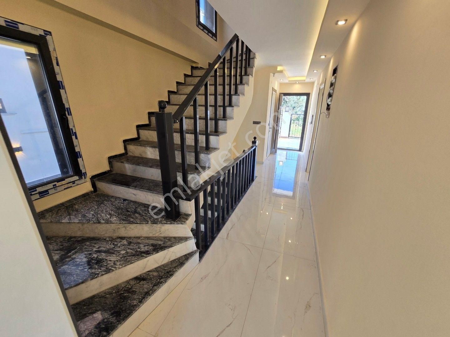 Didim Akbükte Deniz Doğa Manzaralı Satilik Müstakil Villa - Görsel 9