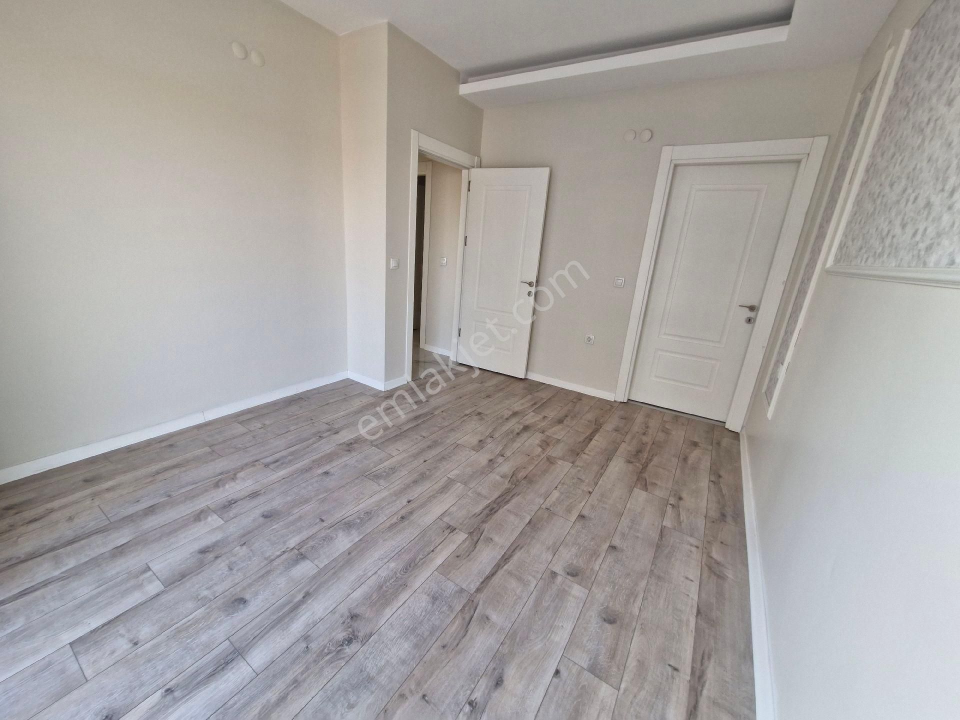 Mimsin Fatihte 50m Yol Üzerinde Satılık3+1daire - Görsel 15