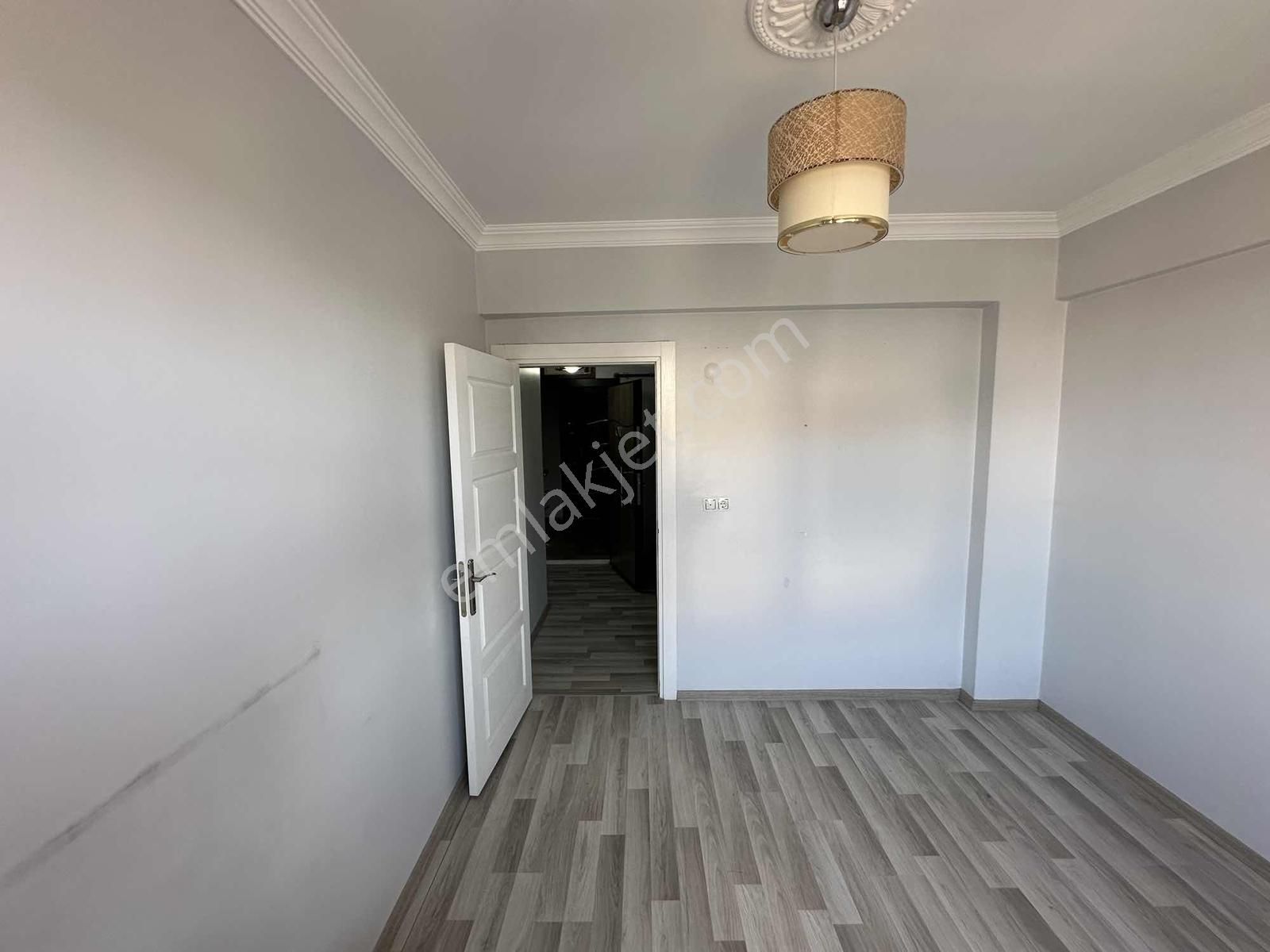 Kapaklı İnönü Mahallesinde Merkezi Konumda Satılık 2+1 Daire - Görsel 11