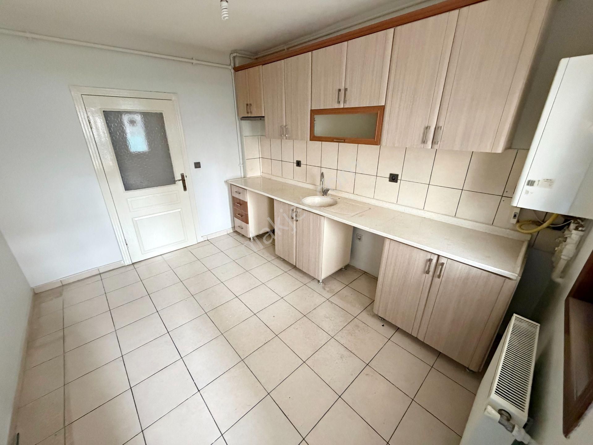 Cihandan Teleferik Sondurak'ta Seval Caddesi Üzerinde 3+1 Daire - Görsel 2