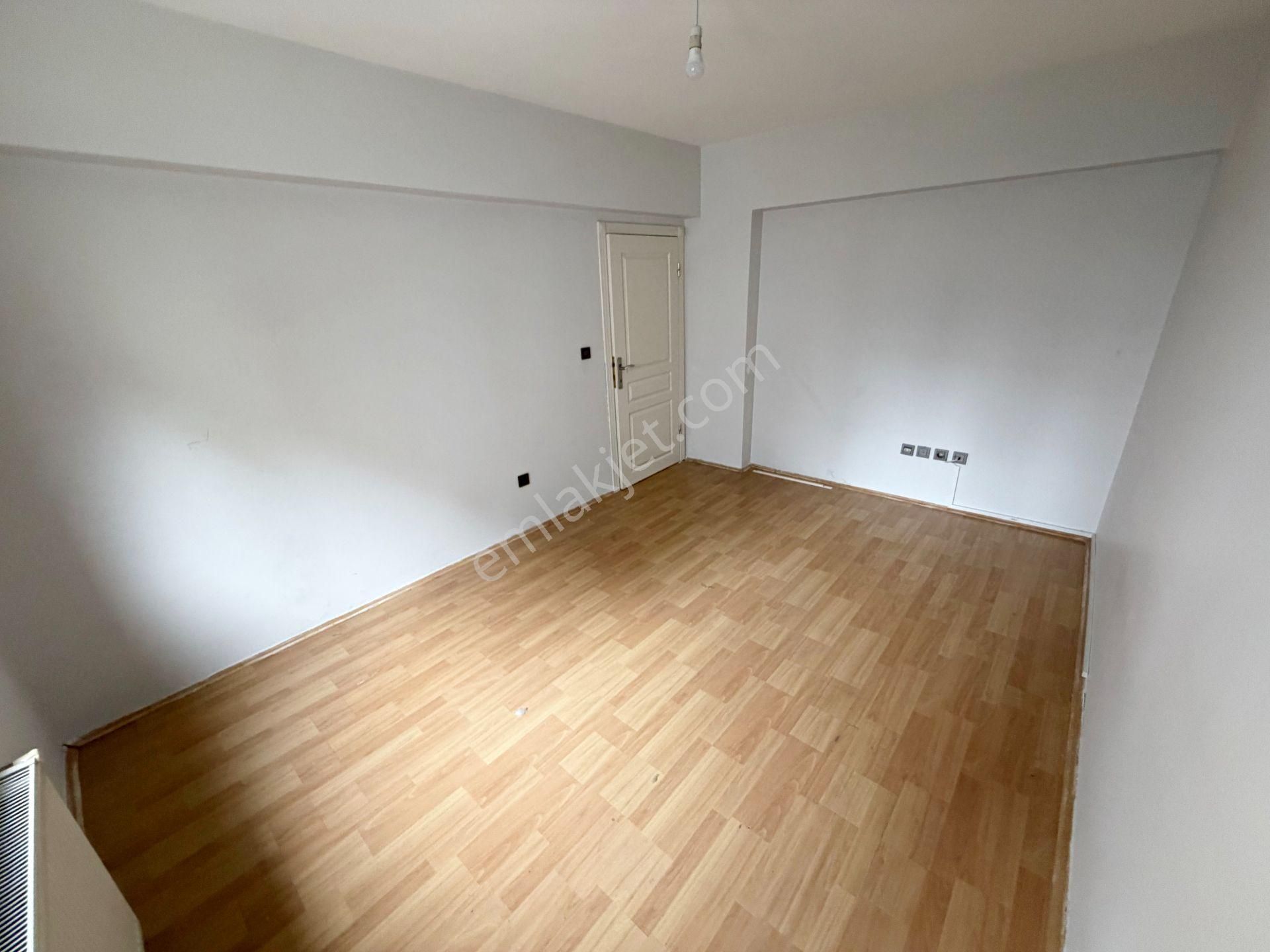 Cihandan Teleferik Sondurak'ta Seval Caddesi Üzerinde 3+1 Daire - Görsel 8