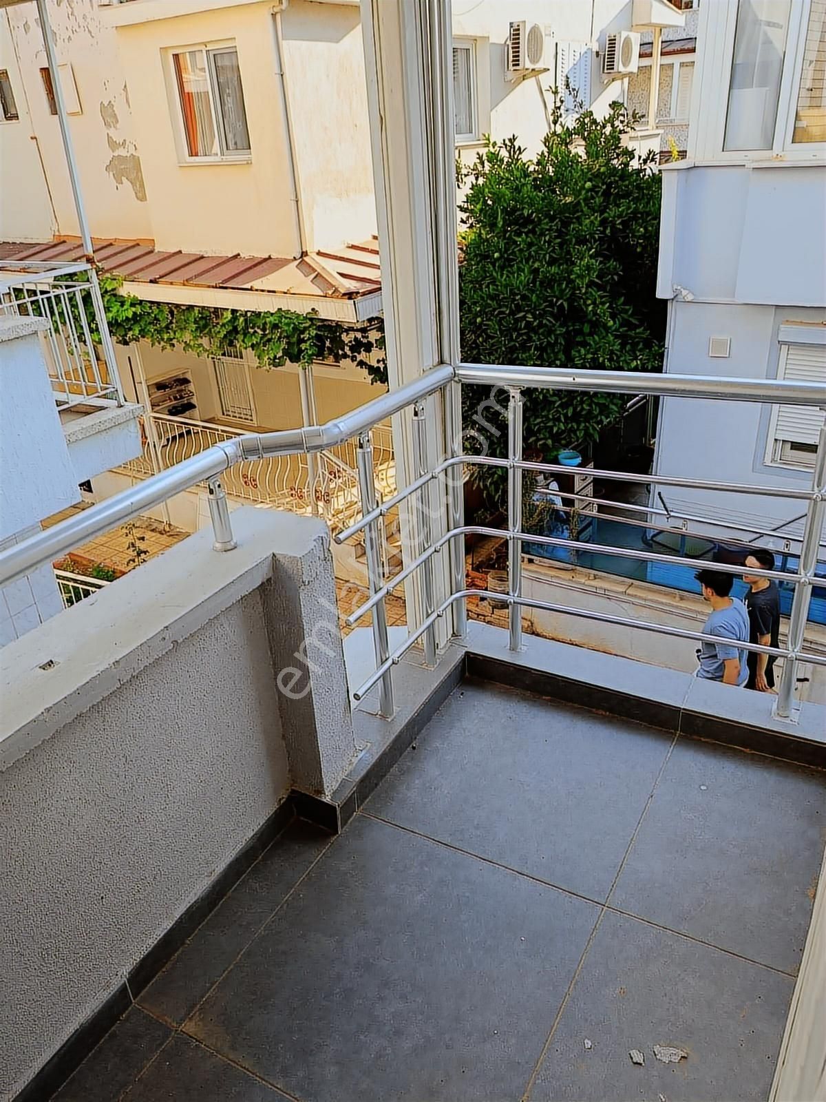 Didim Çamlık Mahallesi'nde Aytepe Sitesinde 3+1 Yenilenmiş Villa - Görsel 11