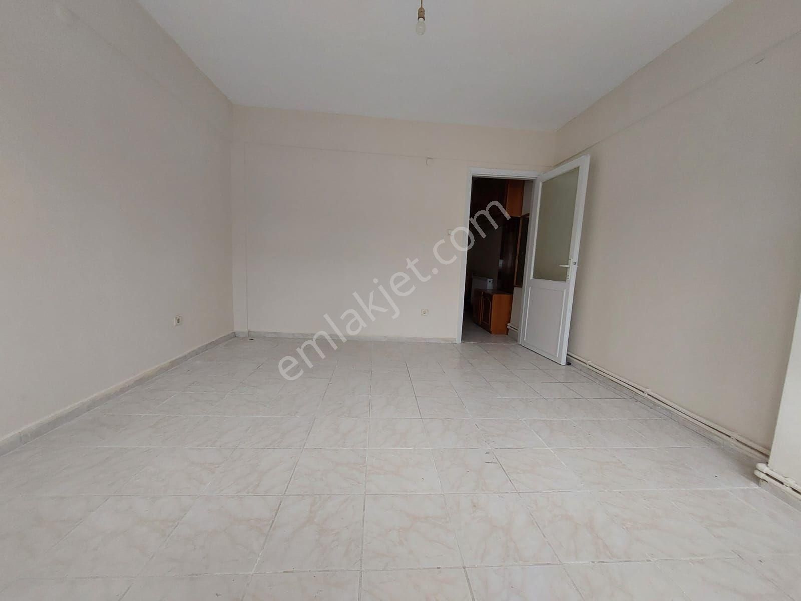 Fatih Kocamustafapaşa Cumartesi Pazarı Merkez. Konumda..temiz - Görsel 7