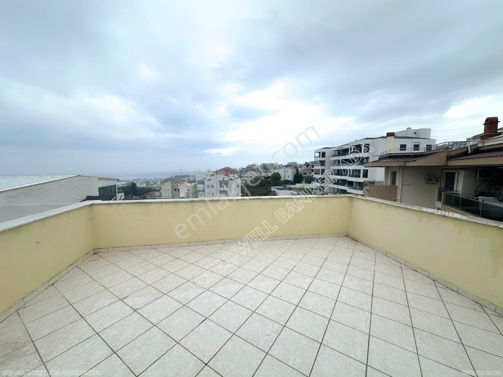 Kuşadası Türkmen Mahallesinde Deniz Manzaralı Bahçeli Tam Müstakil 5+1 Villa - Görsel 26