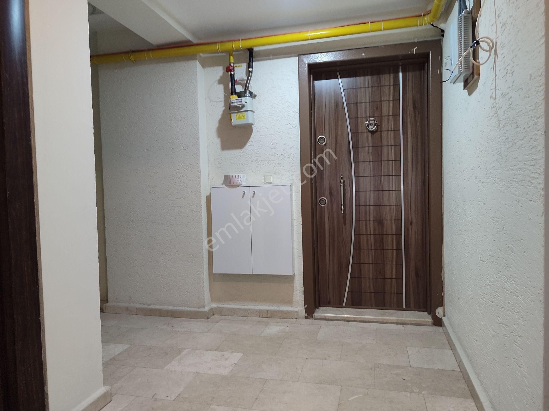Asel'den 1+1 Eşyalı-d.gaz-elektrik-su Kiraya Dahil(yeni Boya) Yerden Isıtma Daire - Görsel 17