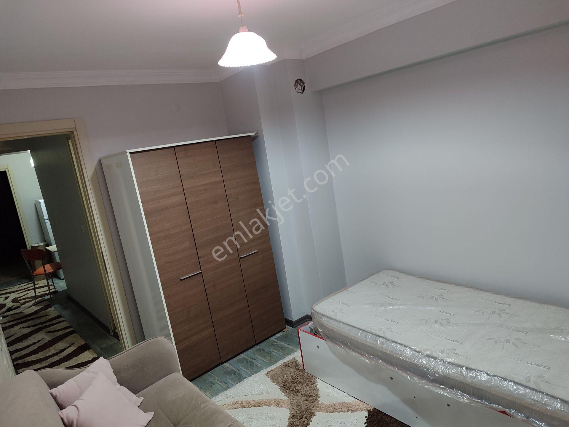 Asel'den 1+1 Eşyalı-d.gaz-elektrik-su Kiraya Dahil(yeni Boya) Yerden Isıtma Daire - Görsel 15