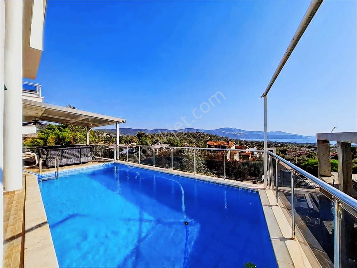 Akbük'te Denız Manzaralı Havuzlu Satılık 5+2 Tam Müstakıl Vılla - Görsel 14