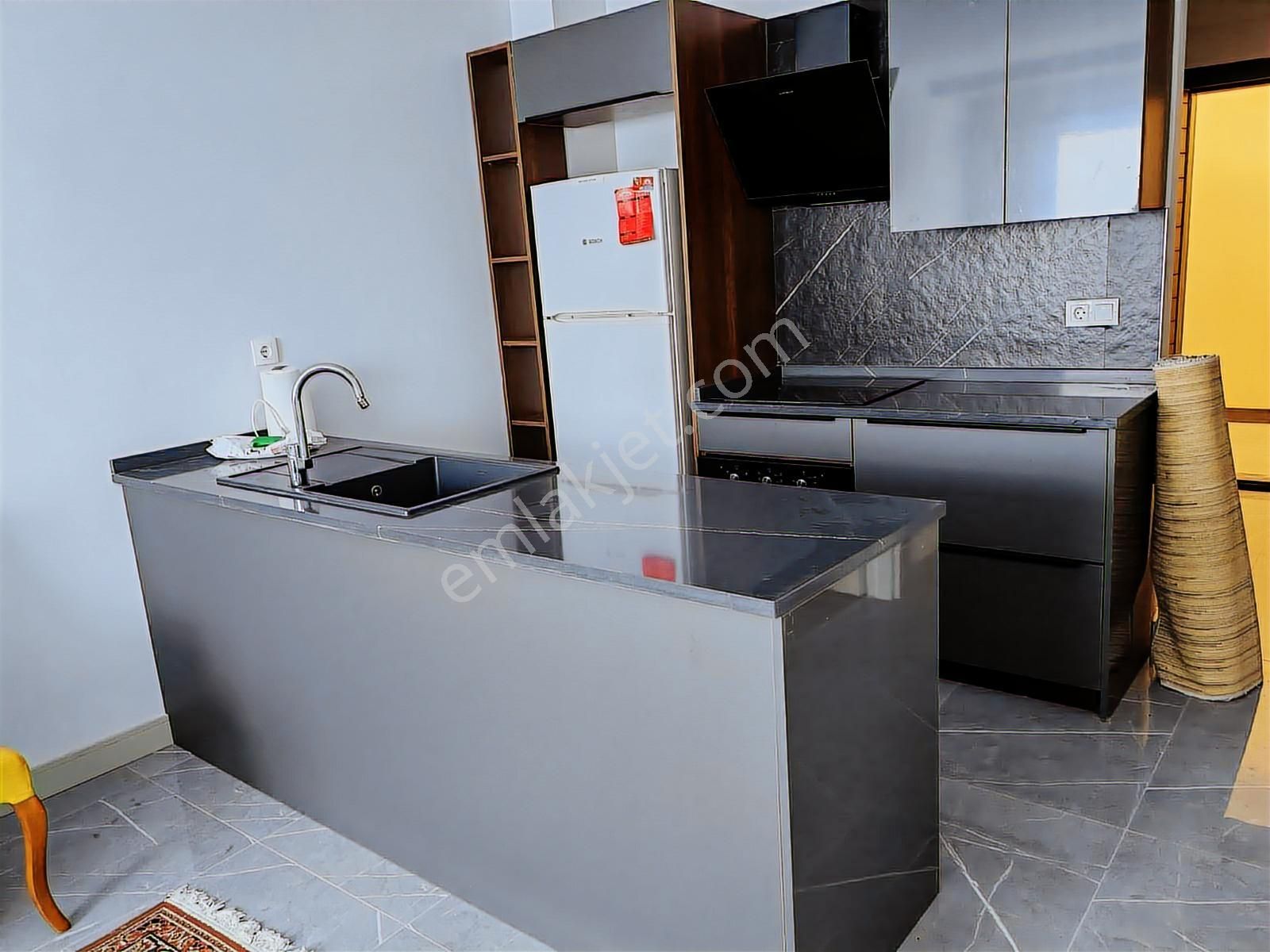 Lüks Site İçinde Satılık Eşyalı 1+1 Daire - Görsel 6