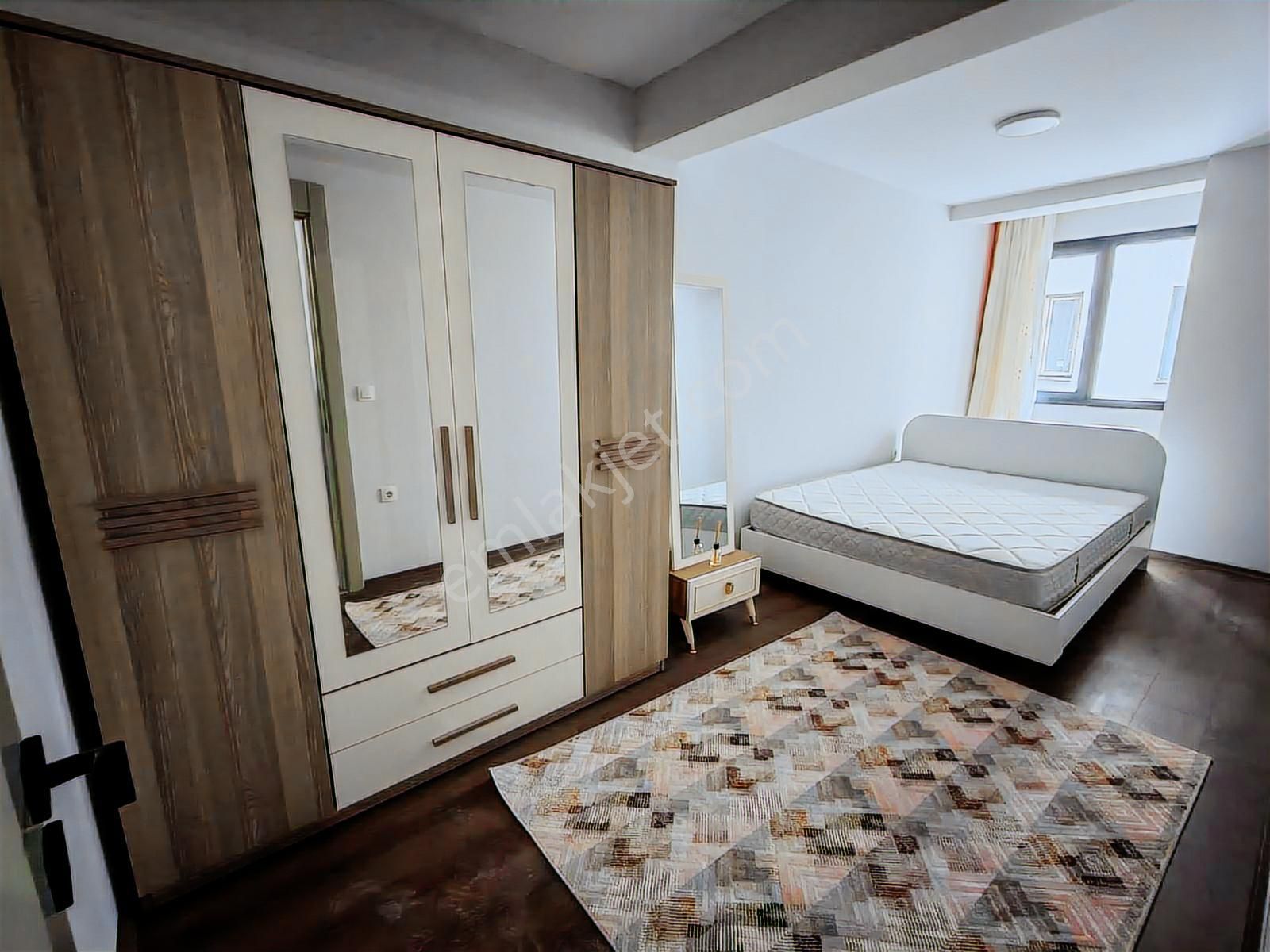 Lüks Site İçinde Satılık Eşyalı 1+1 Daire - Görsel 18