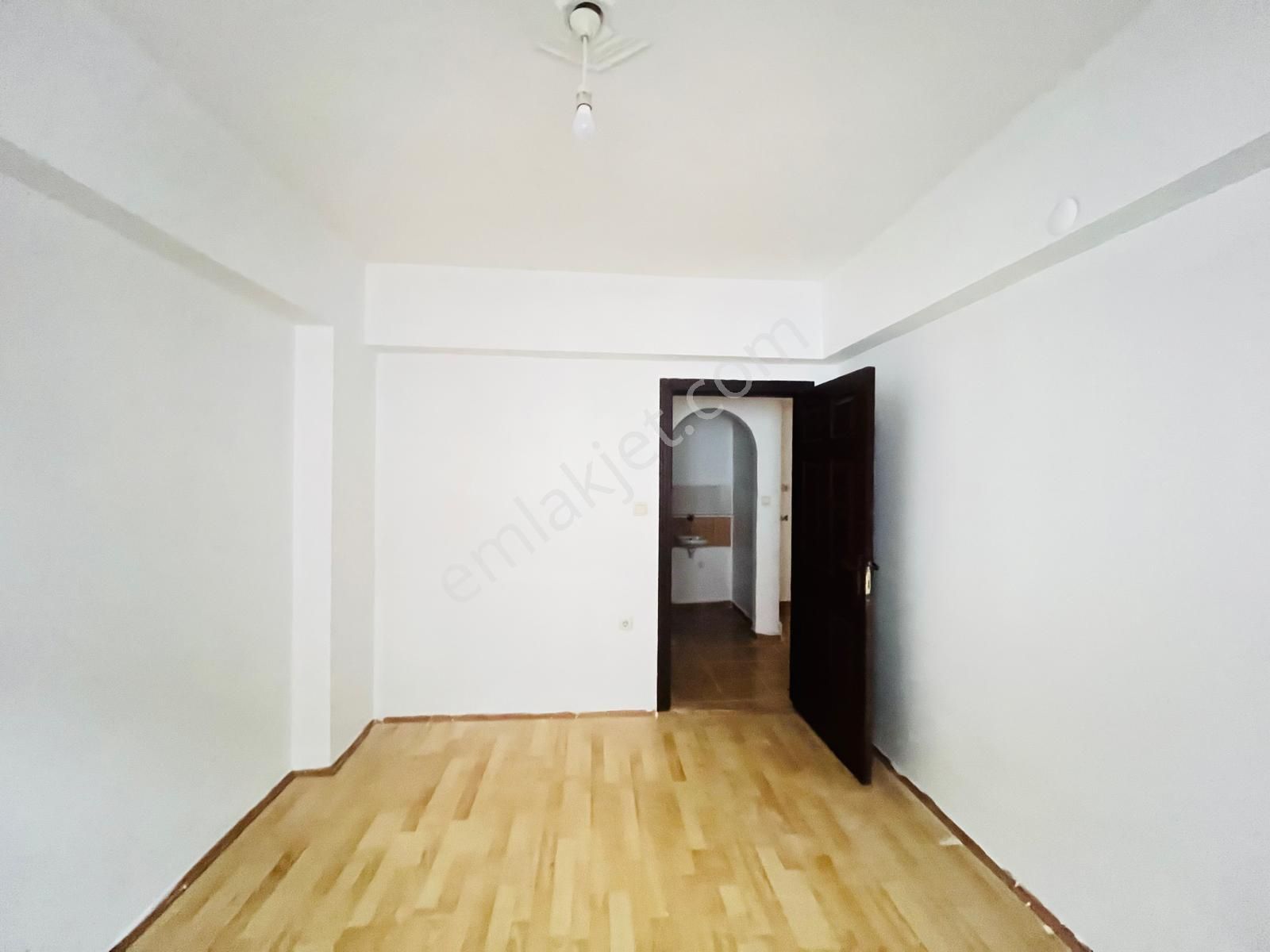 Koza Emlak'tan Selçuklu Mahalesin'de Salon Bağımsız Katta Güney-ön Cephede 3+1 Satılık Daire - Görsel 27