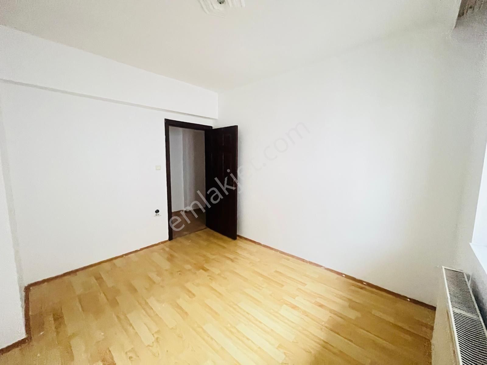 Koza Emlak'tan Selçuklu Mahalesin'de Salon Bağımsız Katta Güney-ön Cephede 3+1 Satılık Daire - Görsel 28