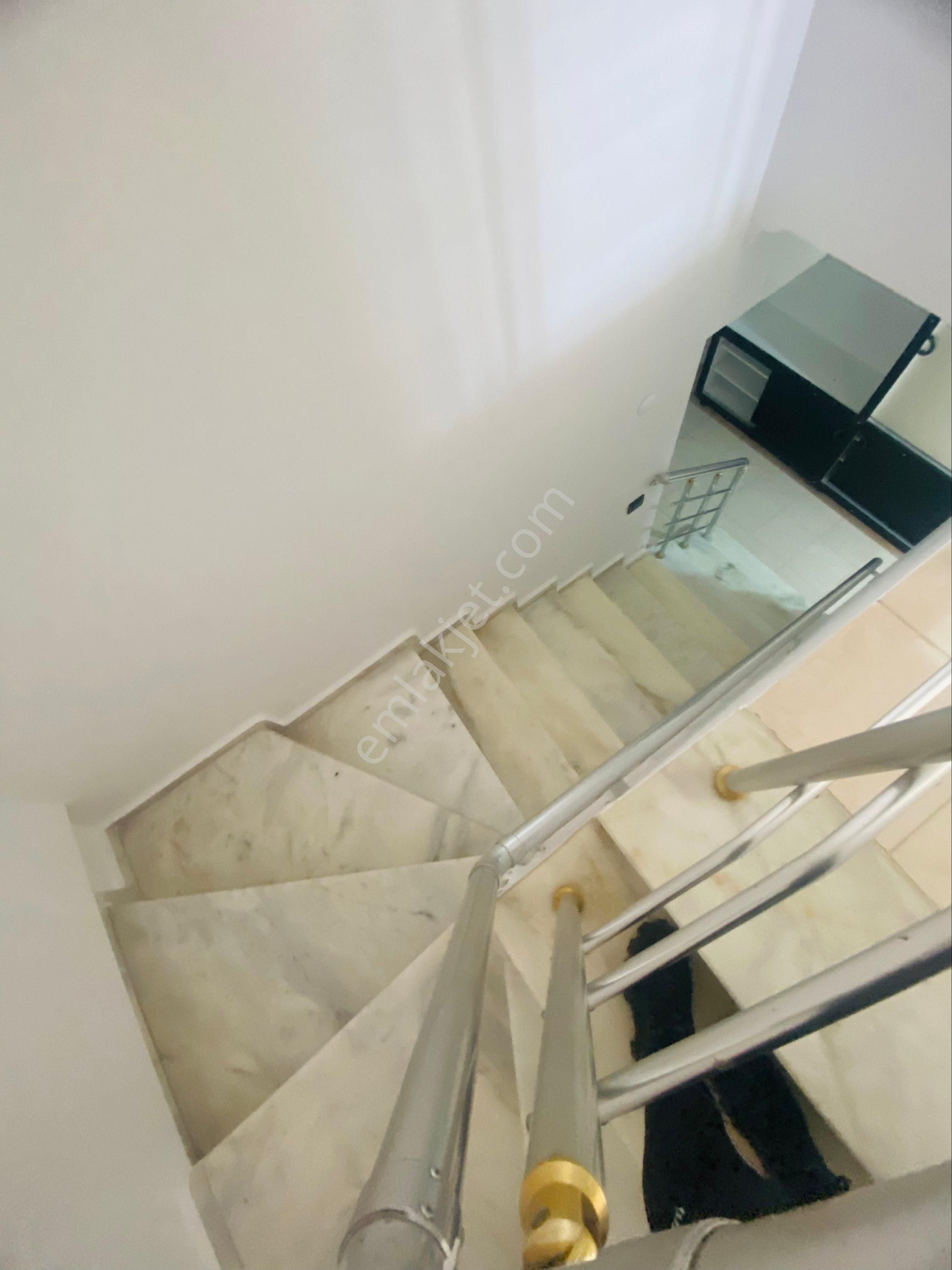 Didim Satılık Merkezi Konumda 4+1 Dubleks - Görsel 18