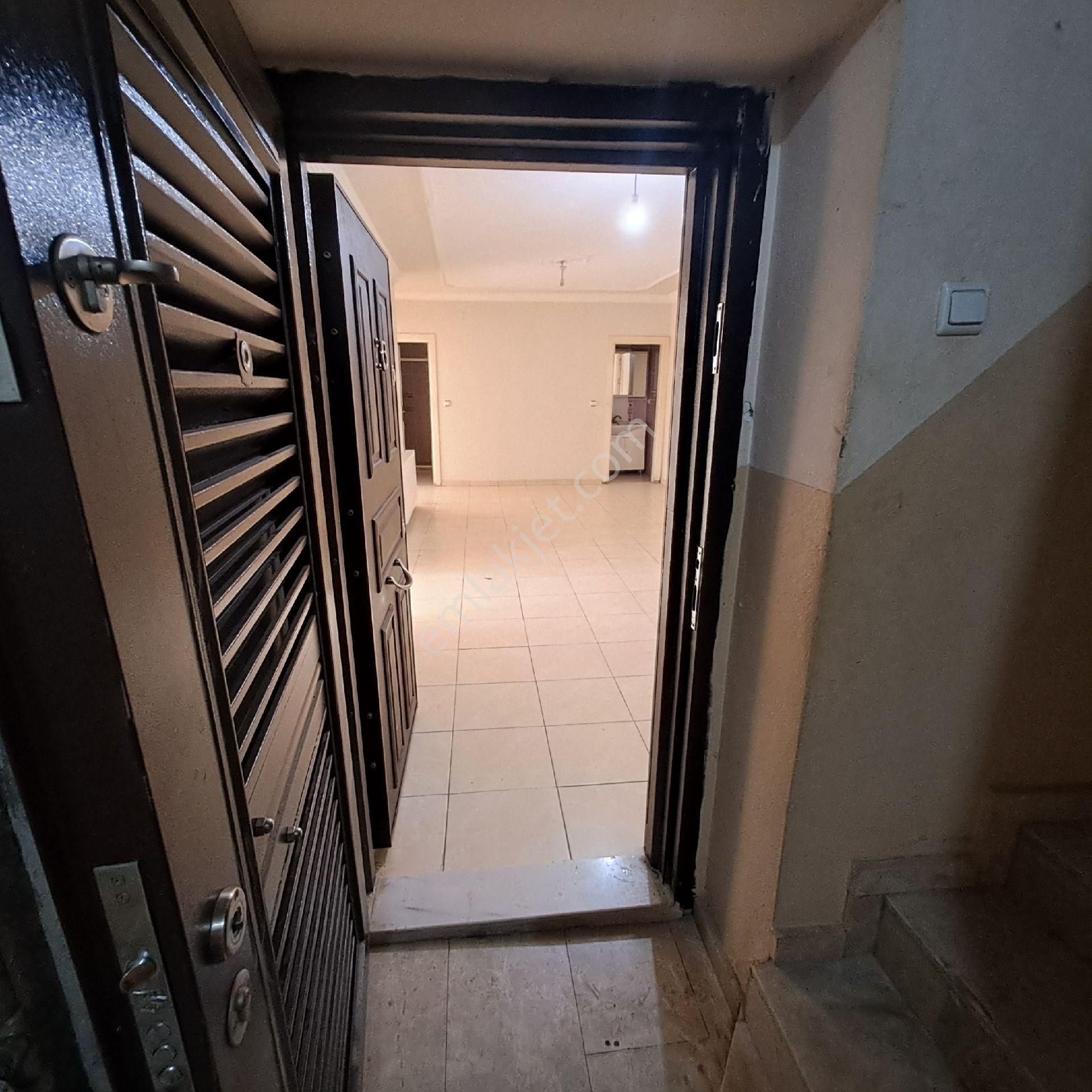 İhsaniye Mah Kiralık Doğalgazlı 3+1