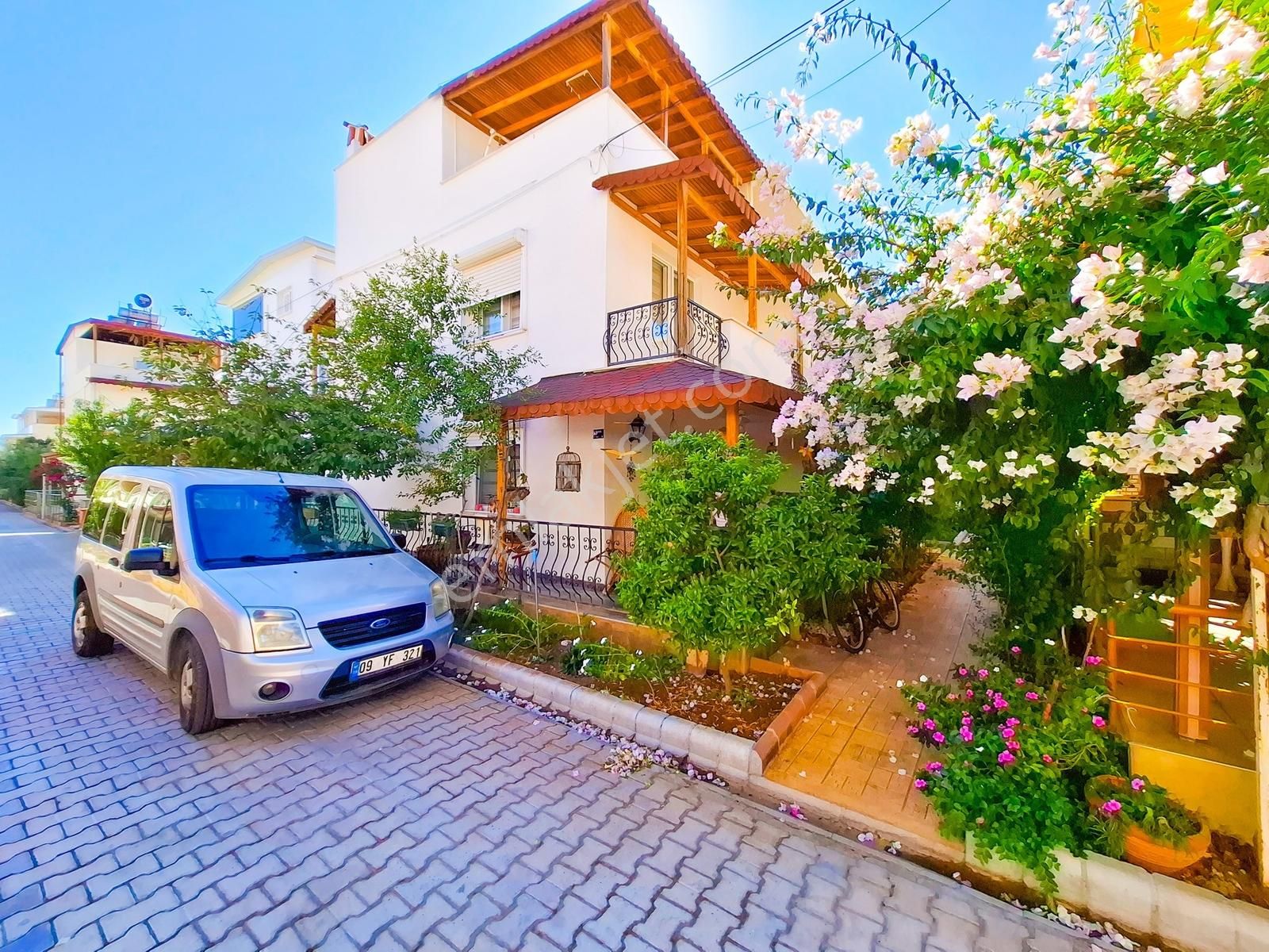 Didim Çamlık Mahallesi Aytepe Sitesi'nde Satılık Fırsat Eşyalı - Görsel 19