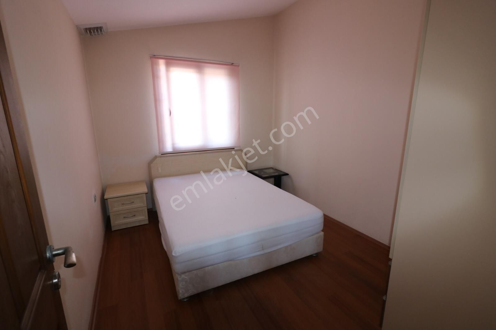 Denizli Öğretmenler Sitesi'nde Deniz Manzaralı Eşyalı 1+1 Daire - Görsel 5