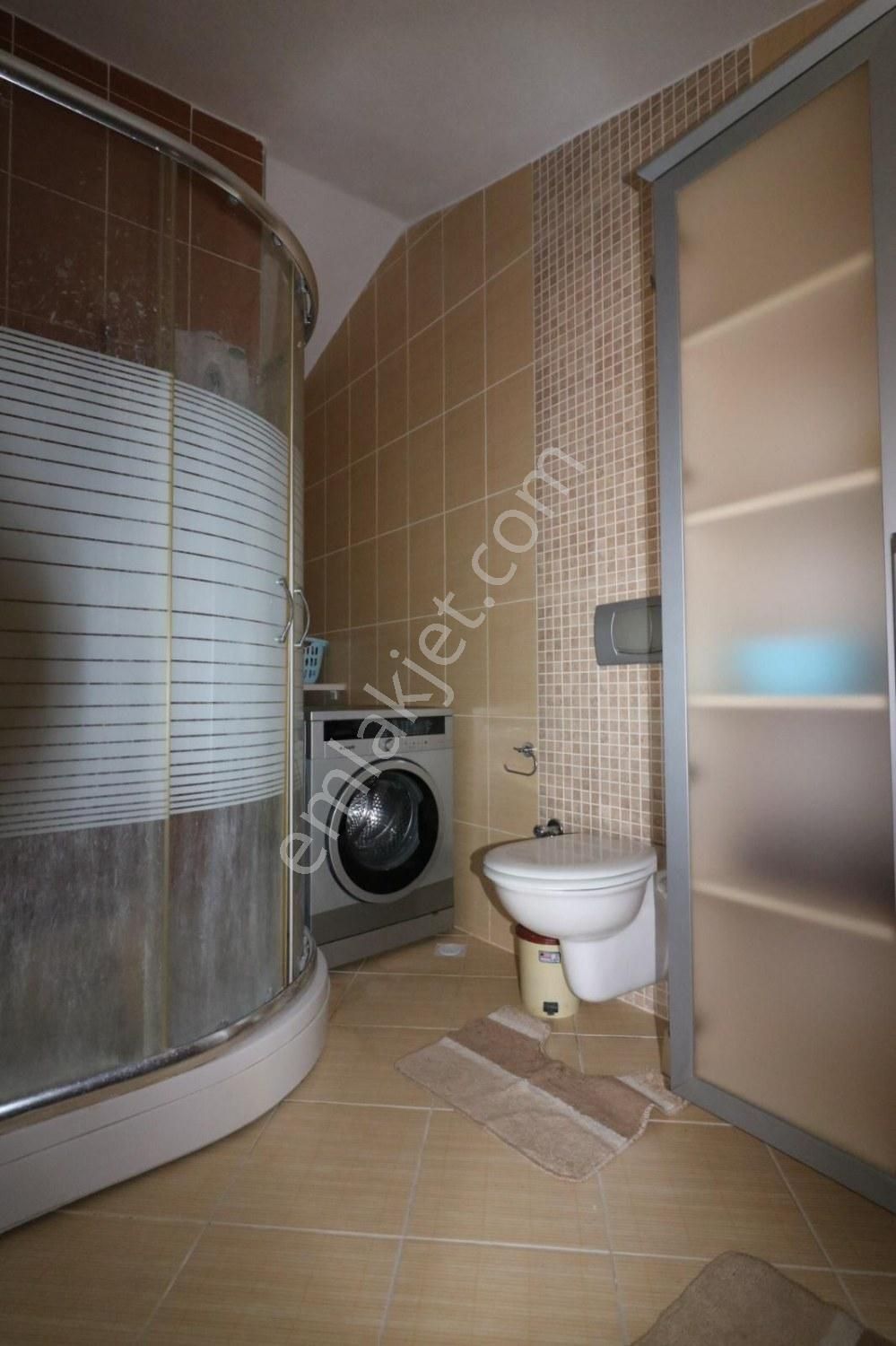 Denizli Öğretmenler Sitesi'nde Deniz Manzaralı Eşyalı 1+1 Daire - Görsel 3