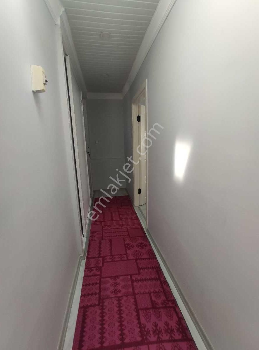 Denize 800m Mesafesinde 5+1 Havuzlu Şömineli Villa - Görsel 13