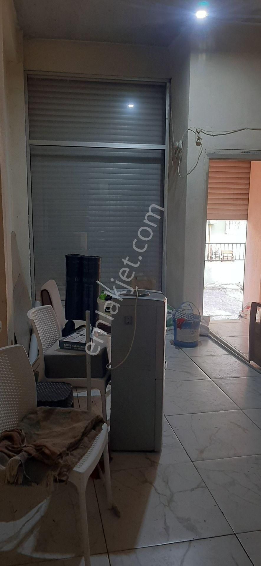 Karabaglar Yunus Emre Mahalleside Kiralık 40mt - Görsel 4