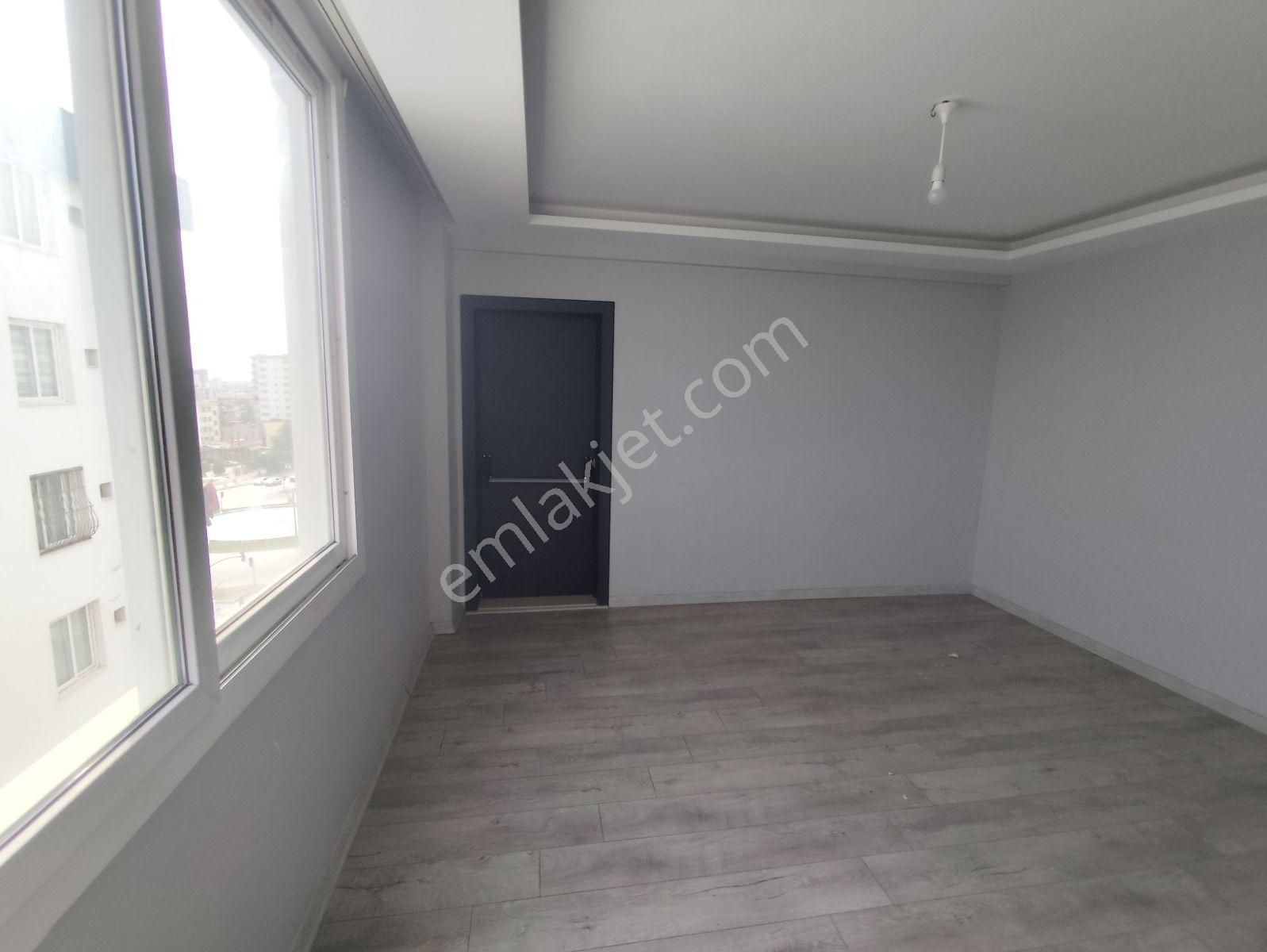 Kozanyolu'nda Süper Konumda Kiralık Geniş 2+1 Az Katlı Daire!!! - Görsel 8